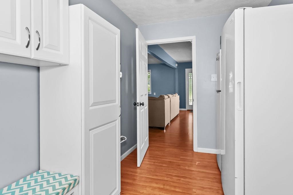 9433 Morgantown Rd, Whitesville, Kentucky 42378, 3 Bedrooms Bedrooms, ,2 BathroomsBathrooms,Single Family Residence,For Sale,Morgantown Rd,92743