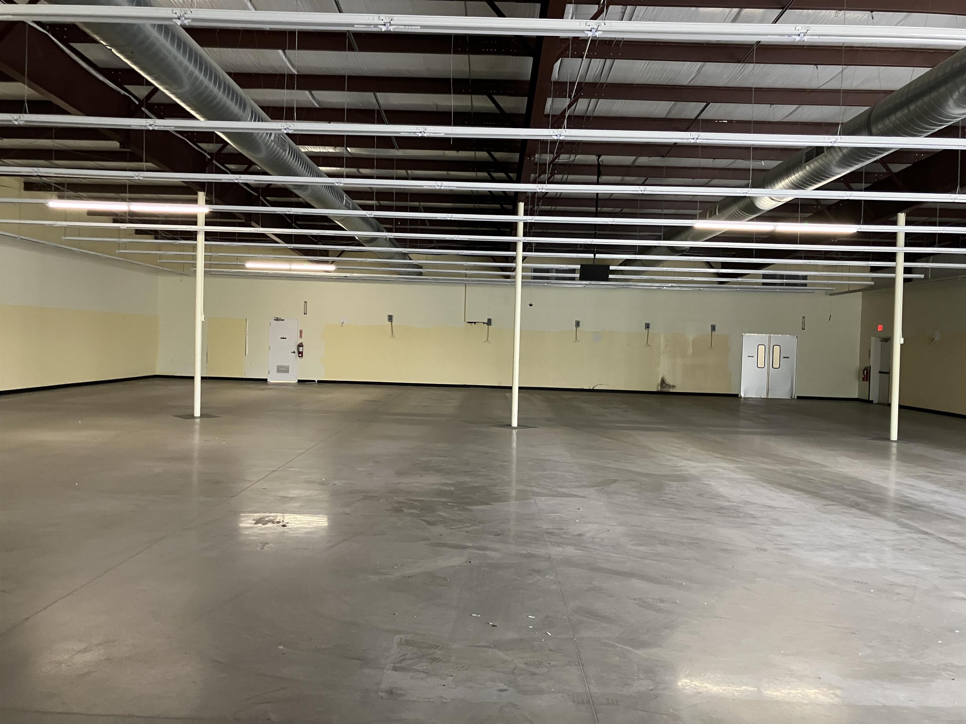 240 US HWY 41 N, Sebree, Kentucky 42455, ,Retail,For Sale,US HWY 41 N,92745