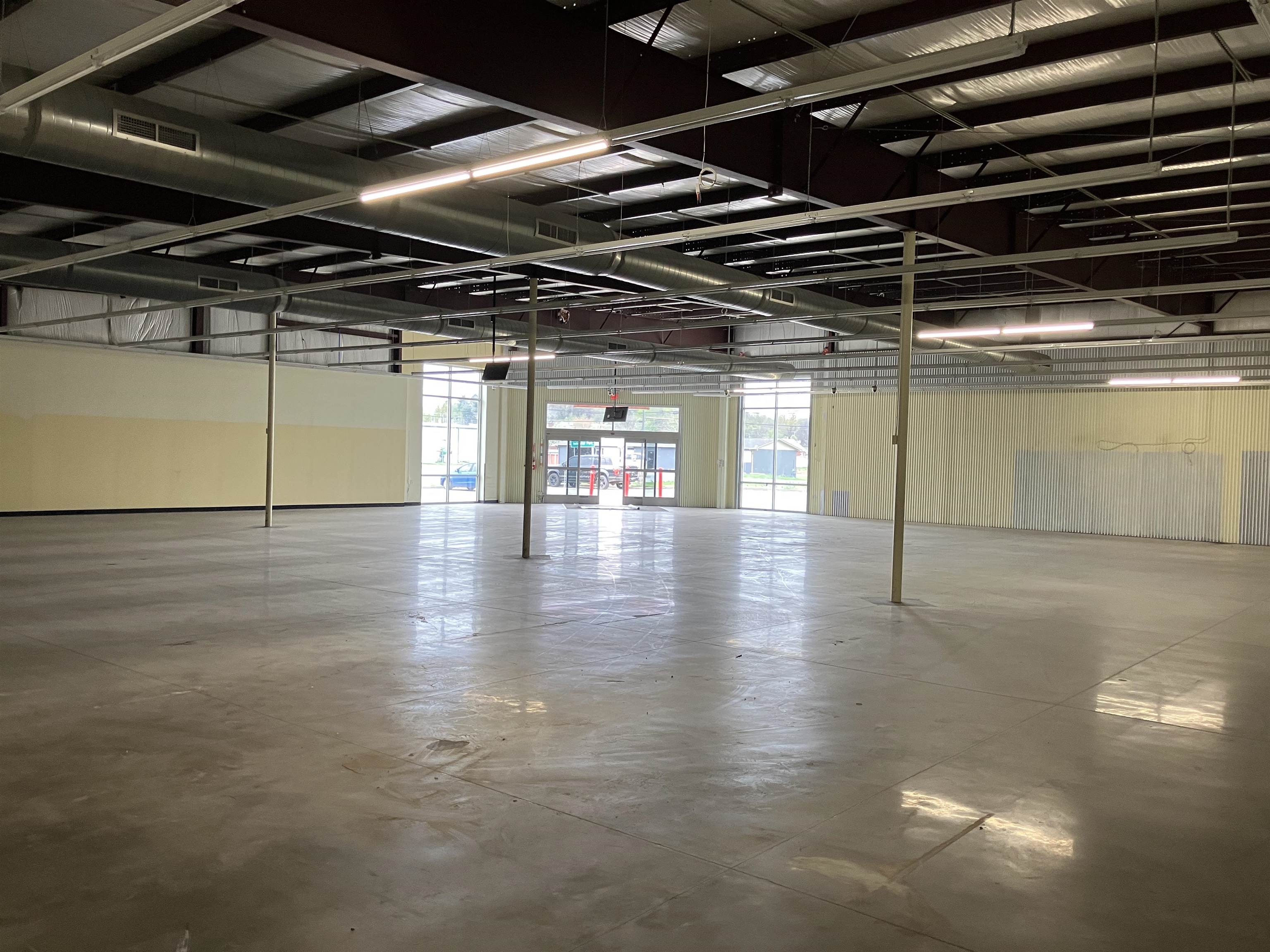 240 US HWY 41 N, Sebree, Kentucky 42455, ,Retail,For Sale,US HWY 41 N,92745
