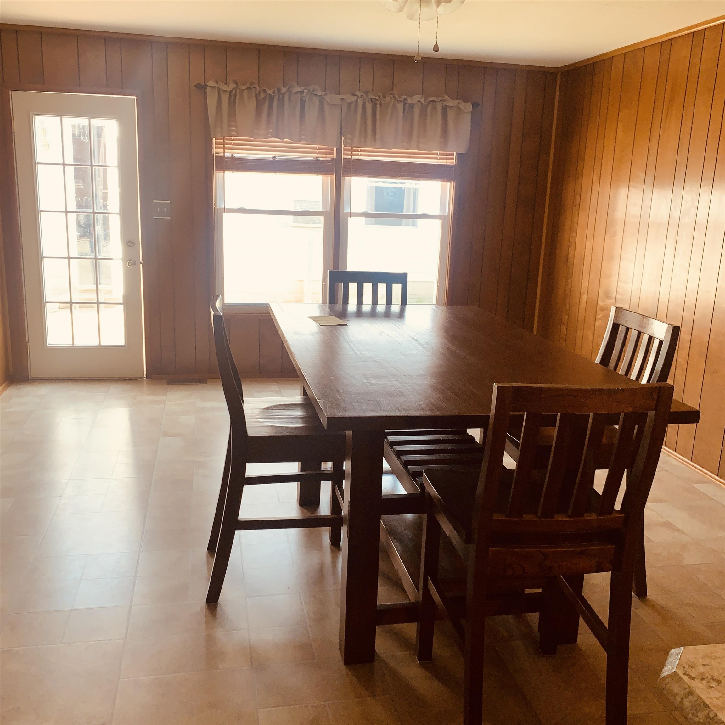 2525 Middleground Drive, Owensboro, Kentucky 42301, 3 Bedrooms Bedrooms, ,2 BathroomsBathrooms,Single Family Residence,For Sale,Middleground Drive,92747