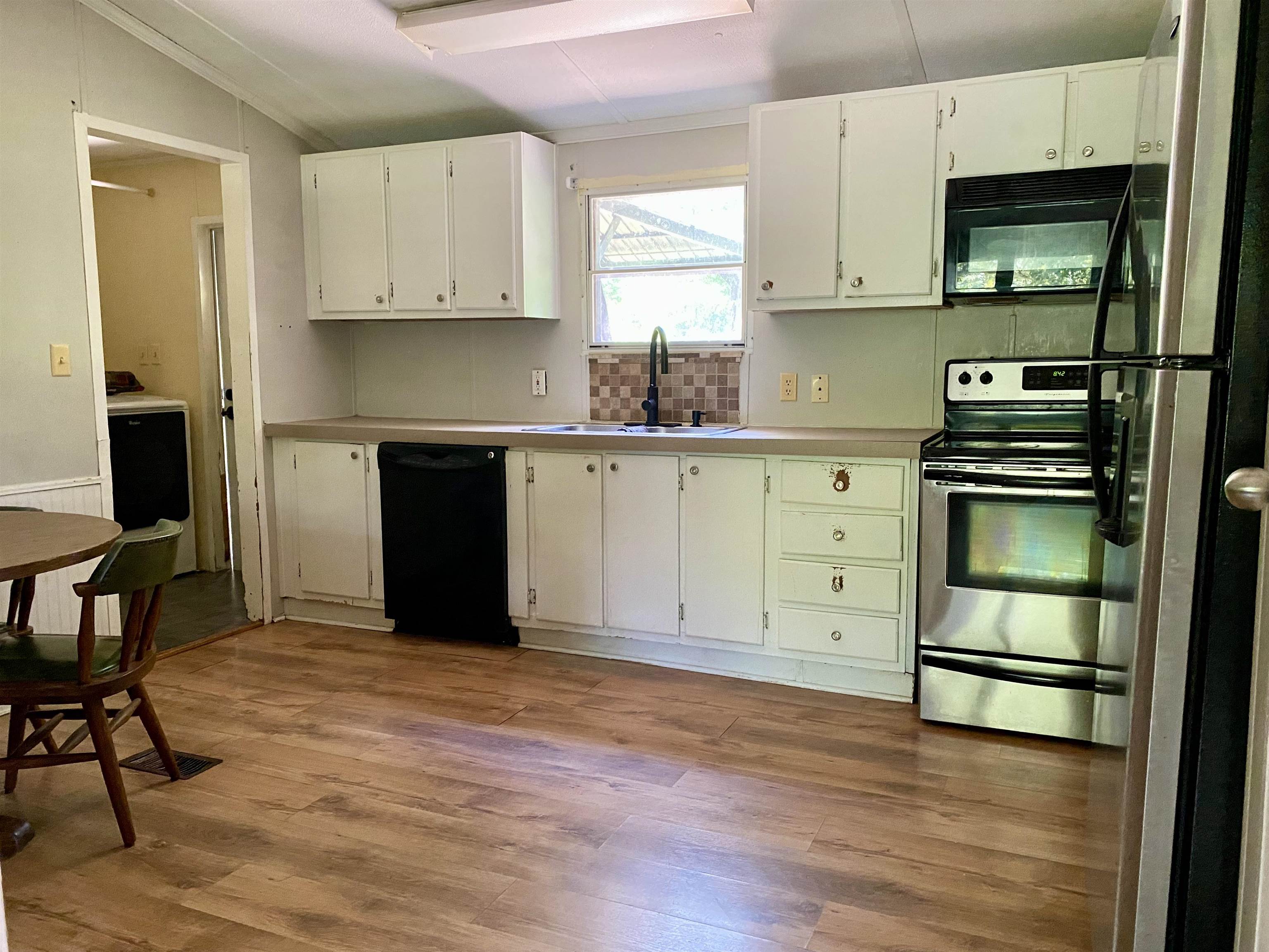 140 Deanefield Drive, Reynolds Station, Kentucky 42368, 3 Bedrooms Bedrooms, ,2 BathroomsBathrooms,Single Family Residence,For Sale,Deanefield Drive,92748