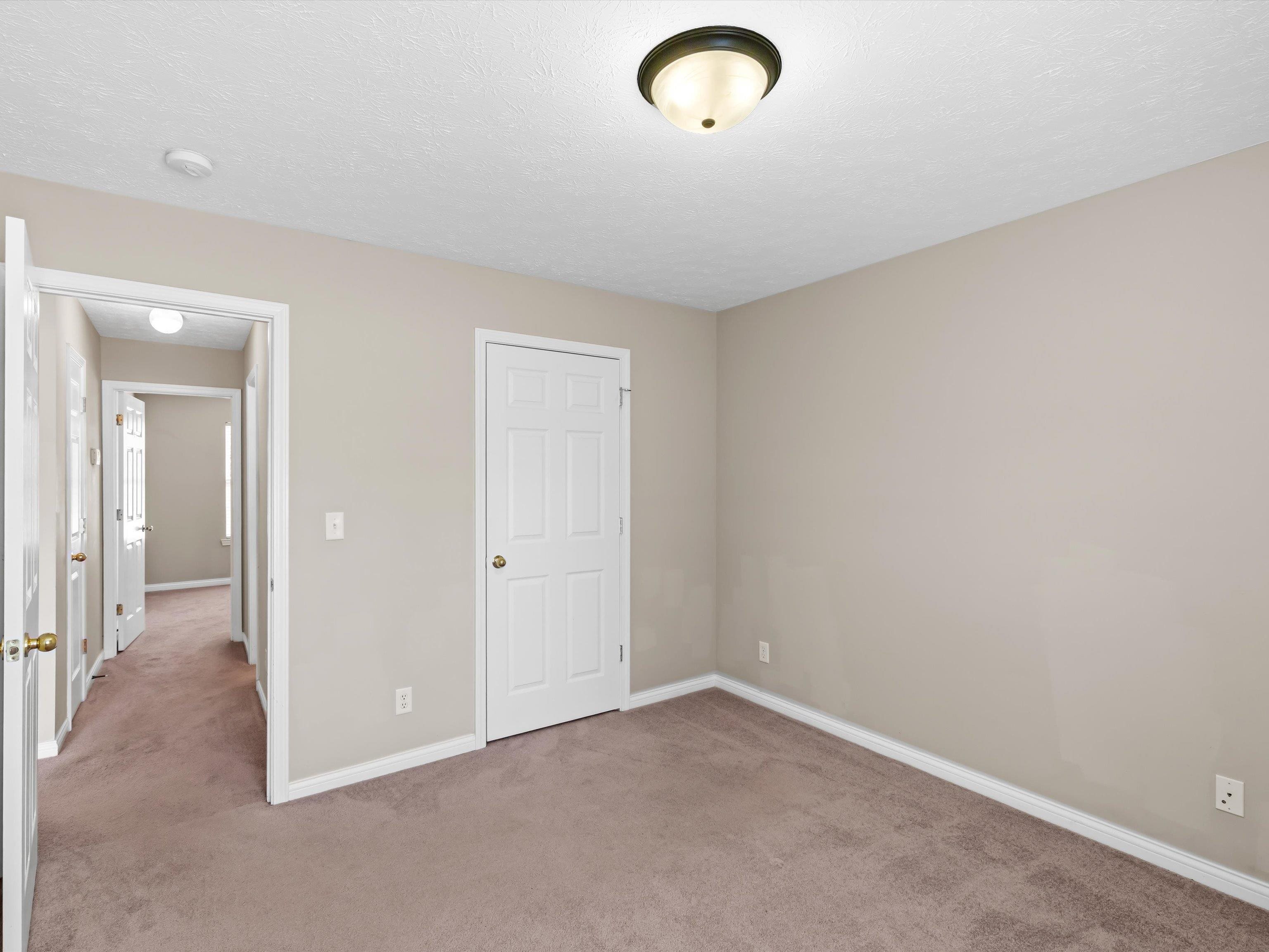 2570 Landing Terrace, Owensboro, Kentucky 42303, 3 Bedrooms Bedrooms, ,2 BathroomsBathrooms,Single Family Residence,For Sale,Landing Terrace,92751