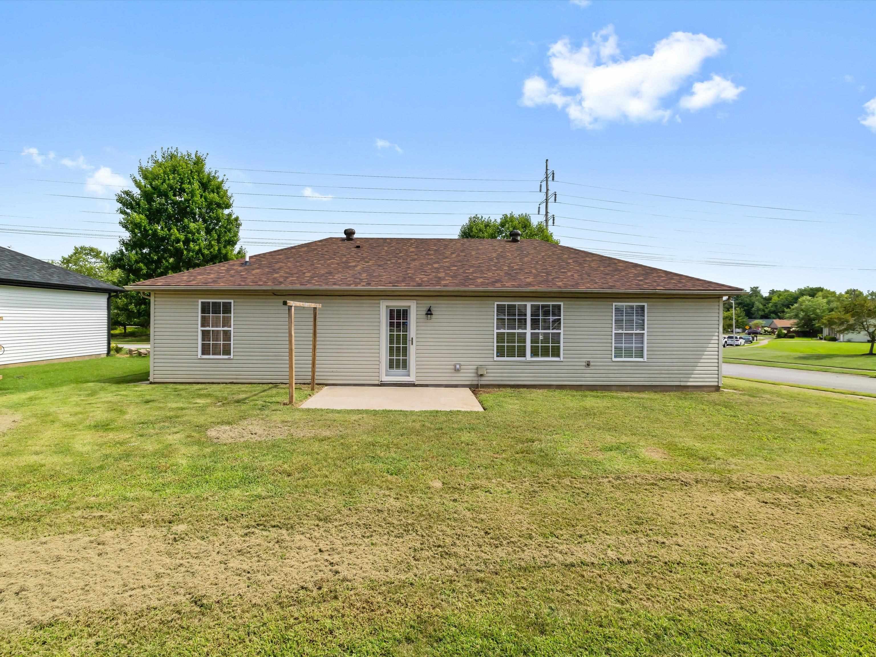 2570 Landing Terrace, Owensboro, Kentucky 42303, 3 Bedrooms Bedrooms, ,2 BathroomsBathrooms,Single Family Residence,For Sale,Landing Terrace,92751