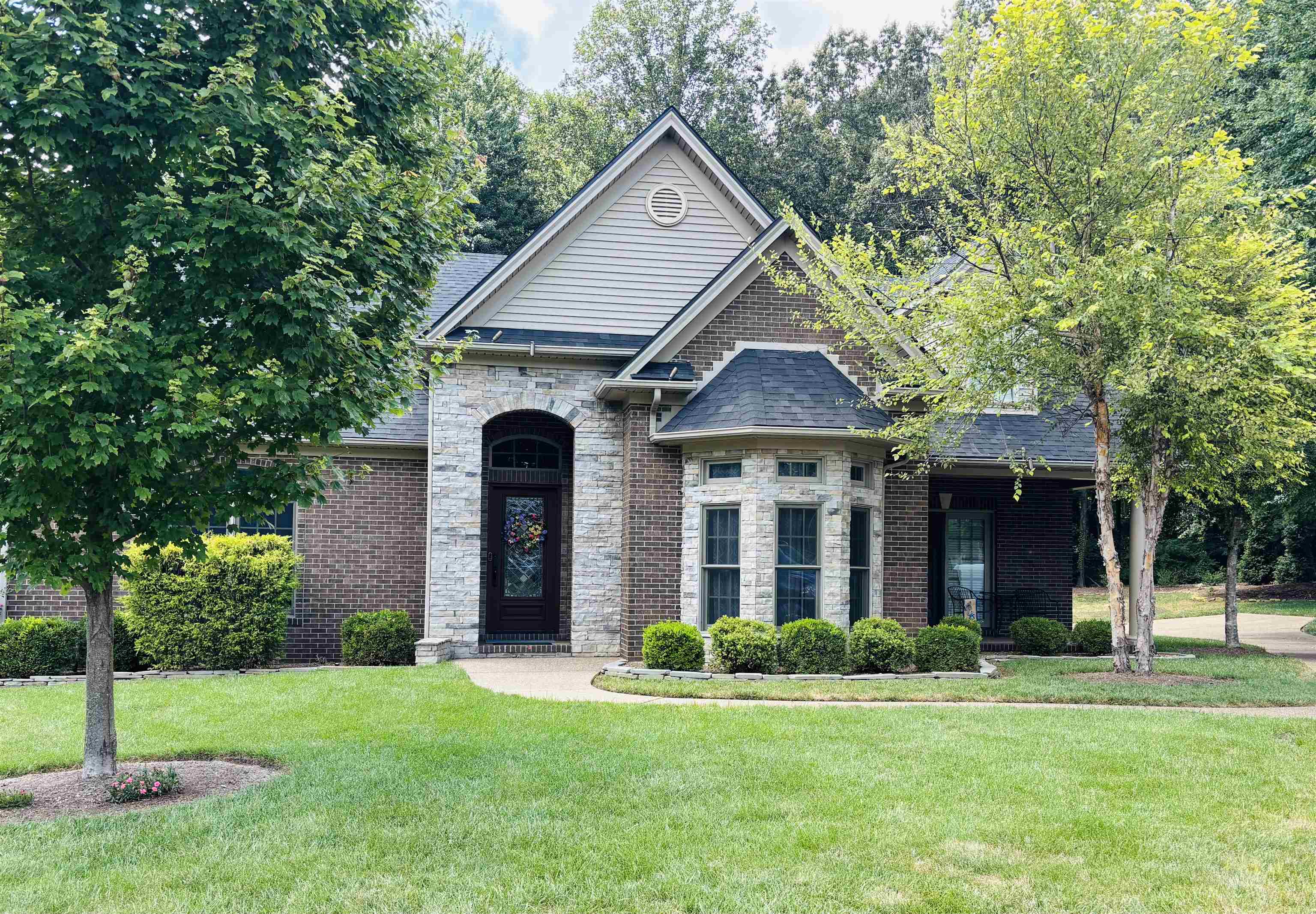 4950 Ridge Creek Rd, Owensboro, Kentucky 42303, 4 Bedrooms Bedrooms, ,2 BathroomsBathrooms,Single Family Residence,For Sale,Ridge Creek Rd,92752