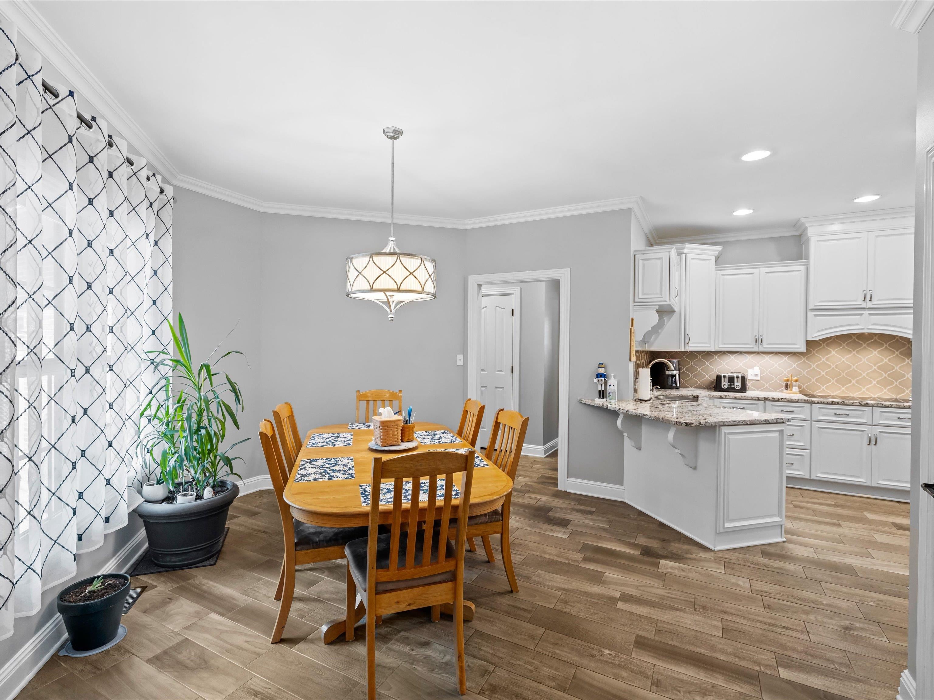 4950 Ridge Creek Rd, Owensboro, Kentucky 42303, 4 Bedrooms Bedrooms, ,2 BathroomsBathrooms,Single Family Residence,For Sale,Ridge Creek Rd,92752