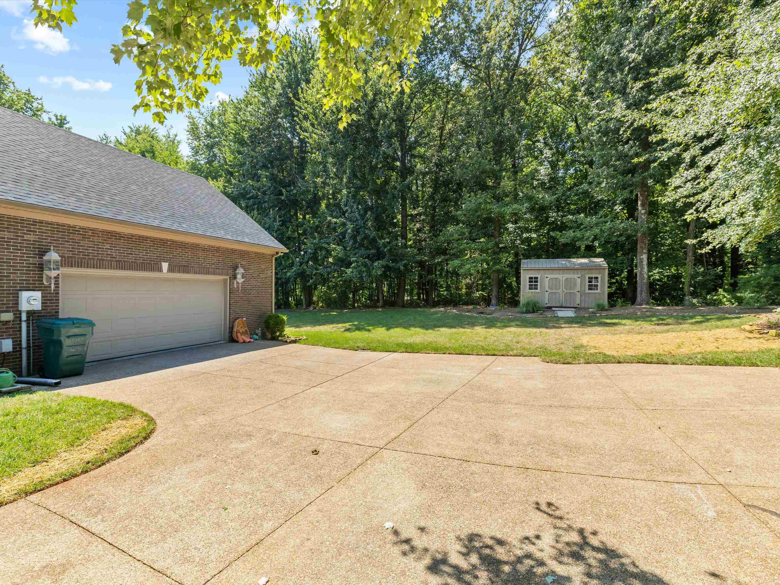 4950 Ridge Creek Rd, Owensboro, Kentucky 42303, 4 Bedrooms Bedrooms, ,2 BathroomsBathrooms,Single Family Residence,For Sale,Ridge Creek Rd,92752