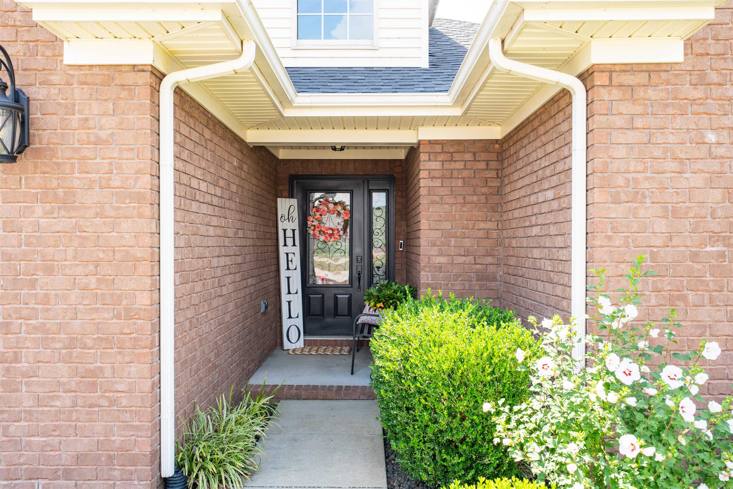 5460 Meadow Grove Dr, Owensboro, Kentucky 42301, 3 Bedrooms Bedrooms, ,2 BathroomsBathrooms,Single Family Residence,For Sale,Meadow Grove Dr,92755