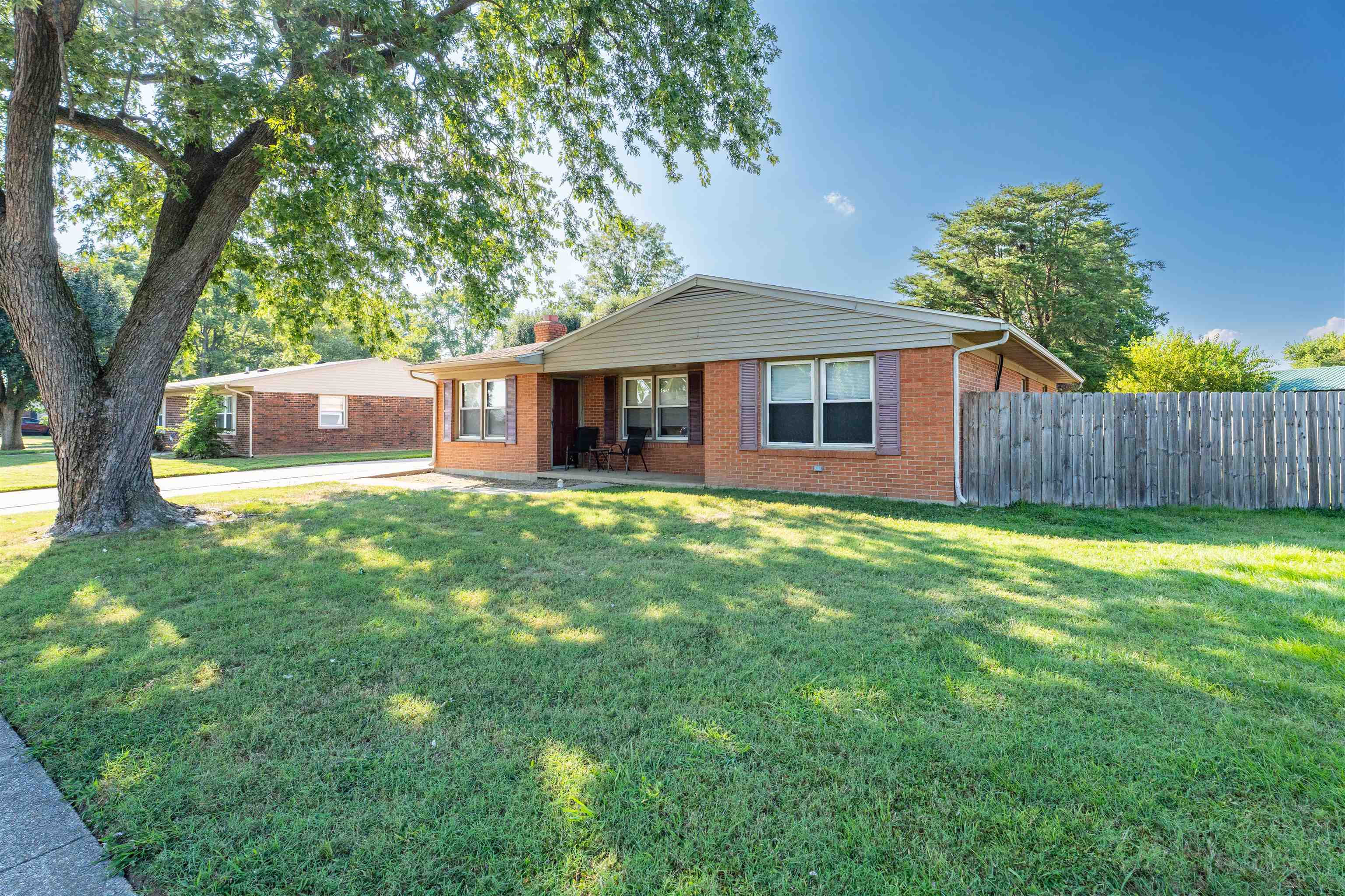 5277 Ashland Ave., Owensboro, Kentucky 42301, 3 Bedrooms Bedrooms, ,1 BathroomBathrooms,Single Family Residence,For Sale,Ashland Ave.,92757
