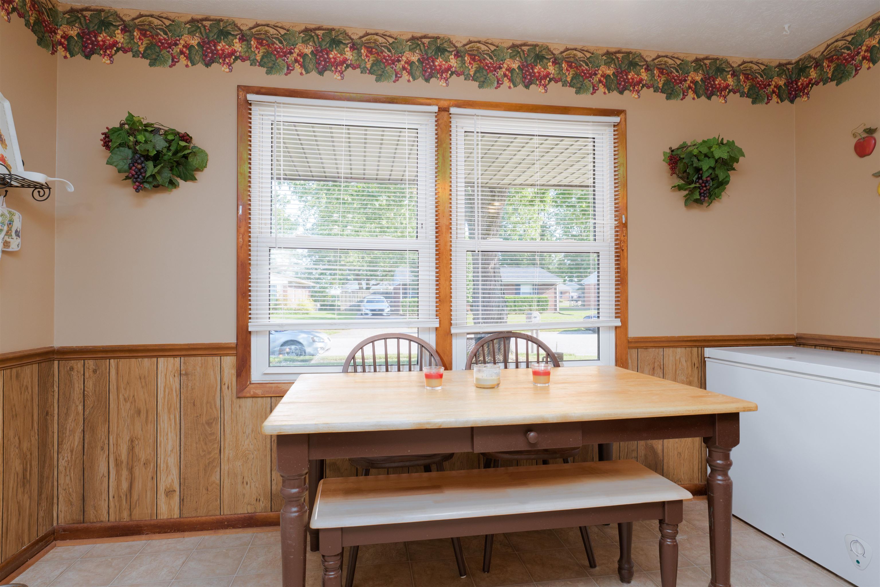 5277 Ashland Ave., Owensboro, Kentucky 42301, 3 Bedrooms Bedrooms, ,1 BathroomBathrooms,Single Family Residence,For Sale,Ashland Ave.,92757