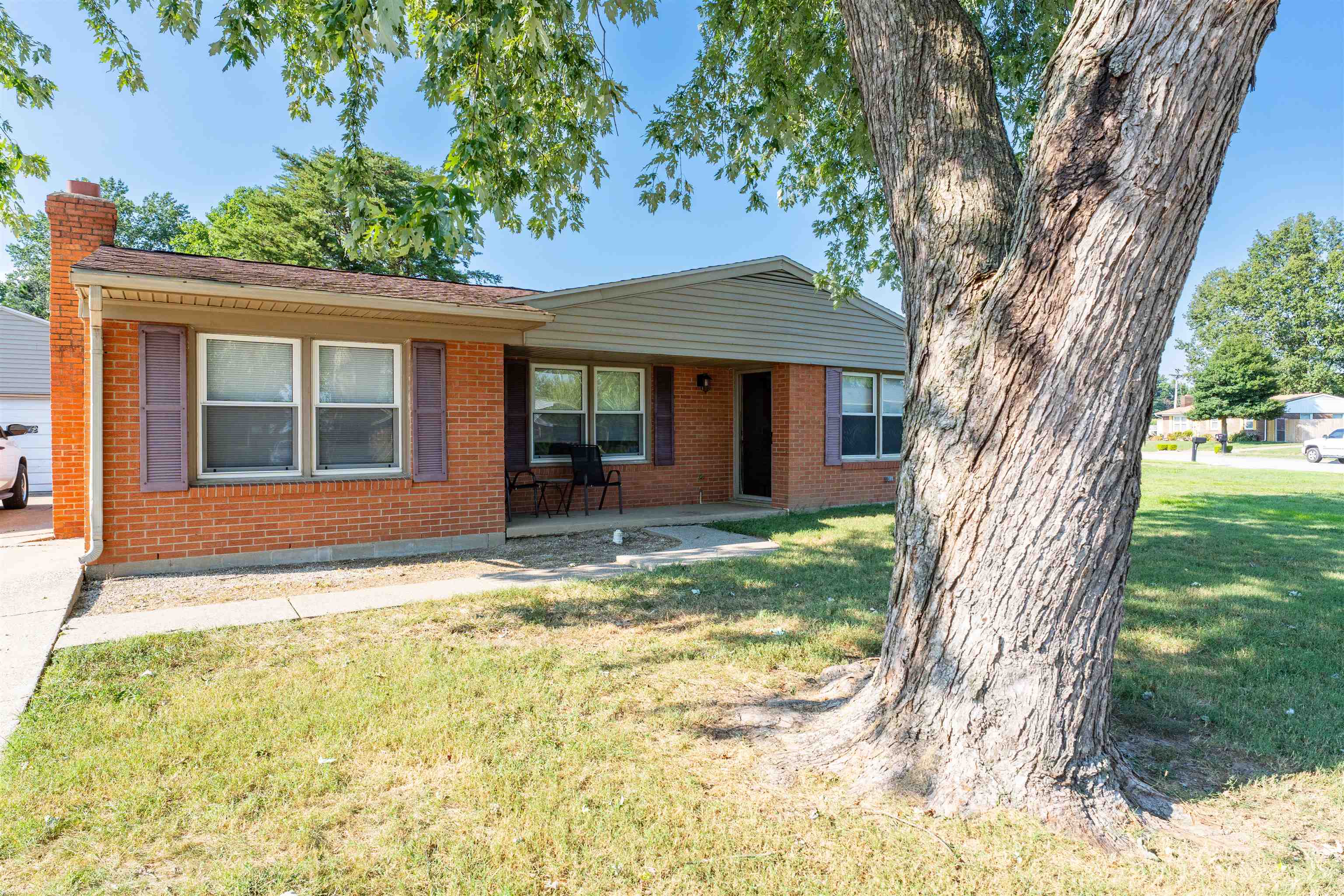 5277 Ashland Ave., Owensboro, Kentucky 42301, 3 Bedrooms Bedrooms, ,1 BathroomBathrooms,Single Family Residence,For Sale,Ashland Ave.,92757