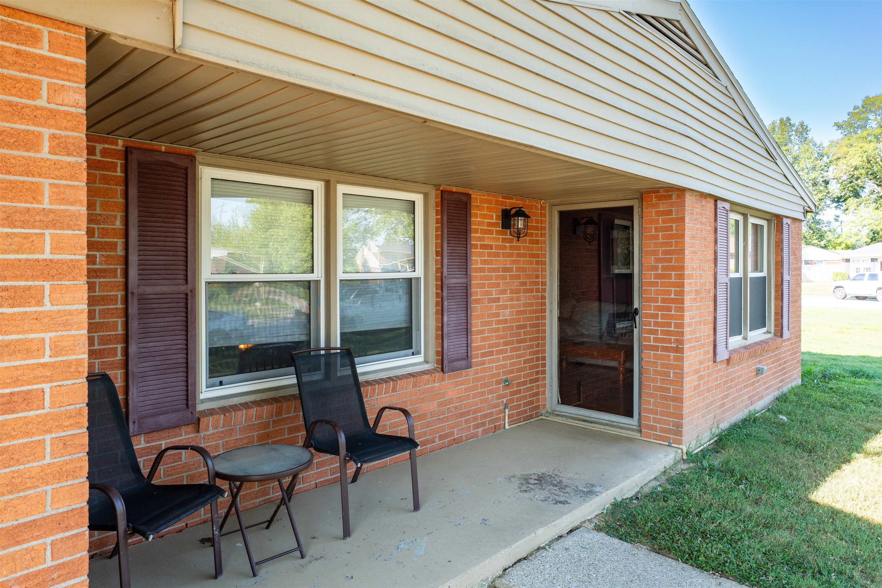 5277 Ashland Ave., Owensboro, Kentucky 42301, 3 Bedrooms Bedrooms, ,1 BathroomBathrooms,Single Family Residence,For Sale,Ashland Ave.,92757
