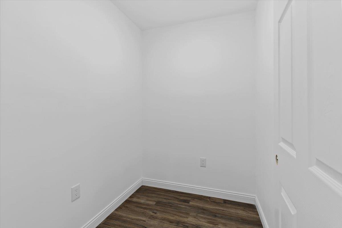 1904 Donald, Louisville, Kentucky 40216, 3 Bedrooms Bedrooms, ,2 BathroomsBathrooms,Single Family Residence,For Sale,Donald,92759
