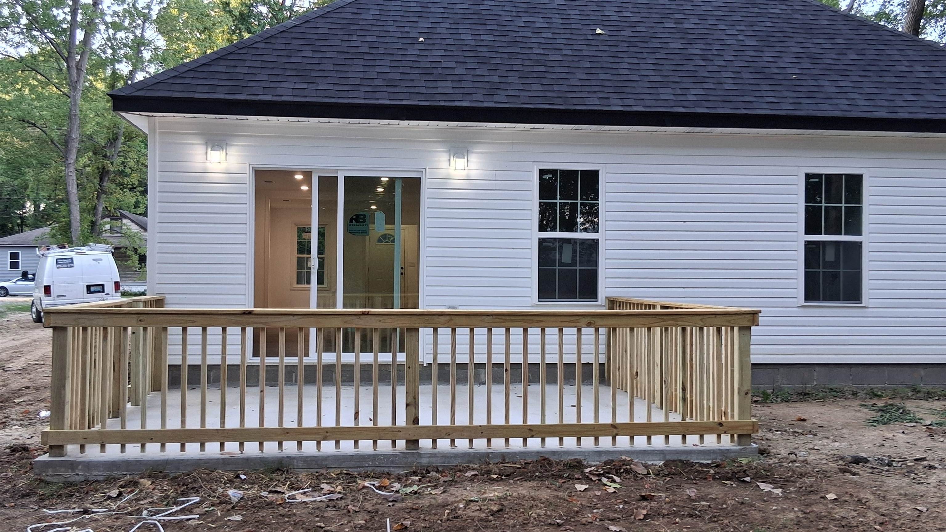 1904 Donald, Louisville, Kentucky 40216, 3 Bedrooms Bedrooms, ,2 BathroomsBathrooms,Single Family Residence,For Sale,Donald,92759