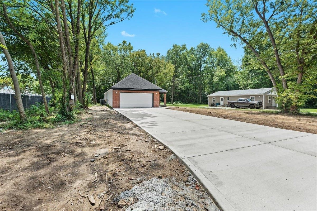 1904 Donald, Louisville, Kentucky 40216, 3 Bedrooms Bedrooms, ,2 BathroomsBathrooms,Single Family Residence,For Sale,Donald,92759