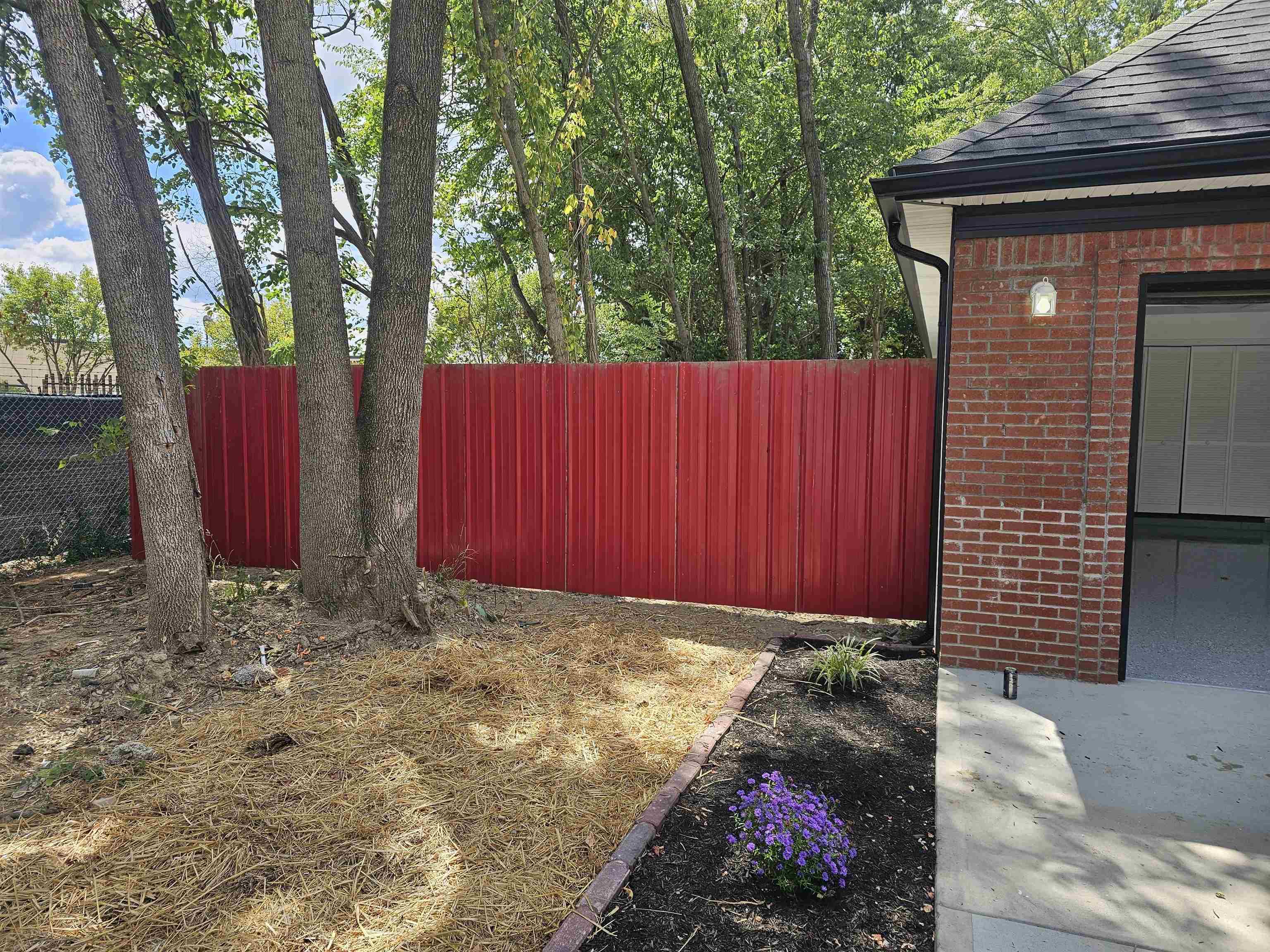 1904 Donald, Louisville, Kentucky 40216, 3 Bedrooms Bedrooms, ,2 BathroomsBathrooms,Single Family Residence,For Sale,Donald,92759