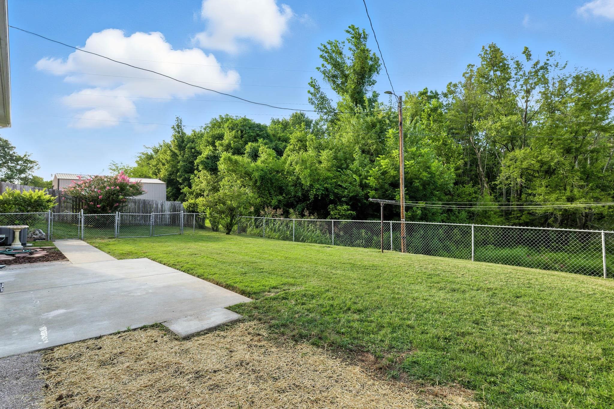 335 Harrison, Hawesville, Kentucky 42348, 3 Bedrooms Bedrooms, ,1 BathroomBathrooms,Single Family Residence,For Sale,Harrison,92760