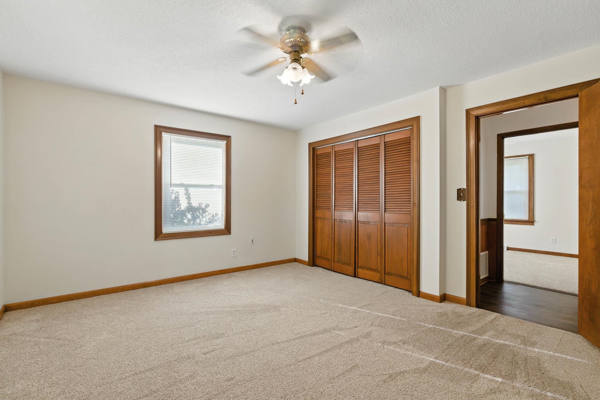 335 Harrison, Hawesville, Kentucky 42348, 3 Bedrooms Bedrooms, ,1 BathroomBathrooms,Single Family Residence,For Sale,Harrison,92760