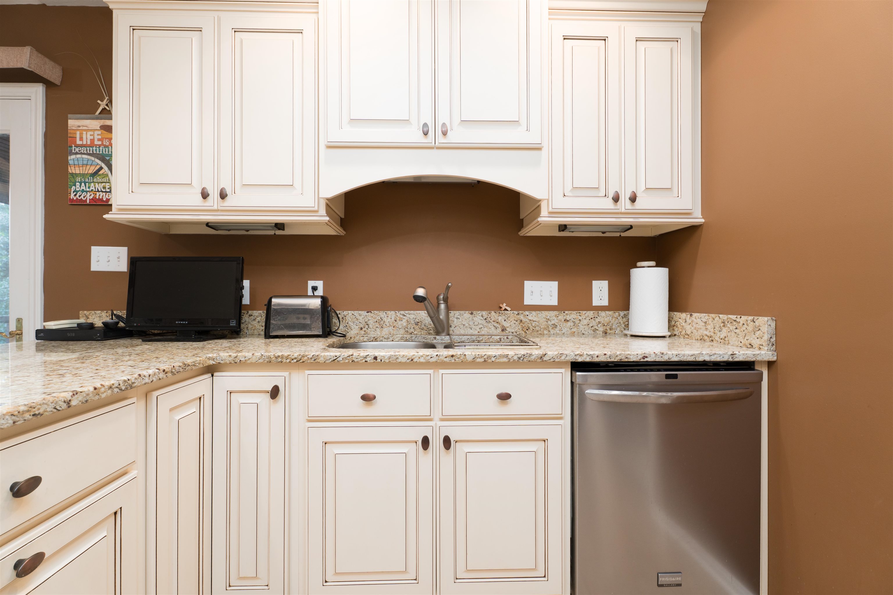 17 C Quail Ridge Ct., Owensboro, Kentucky 42303, 2 Bedrooms Bedrooms, ,2 BathroomsBathrooms,Condominium,For Sale,Quail Ridge Ct.,92767