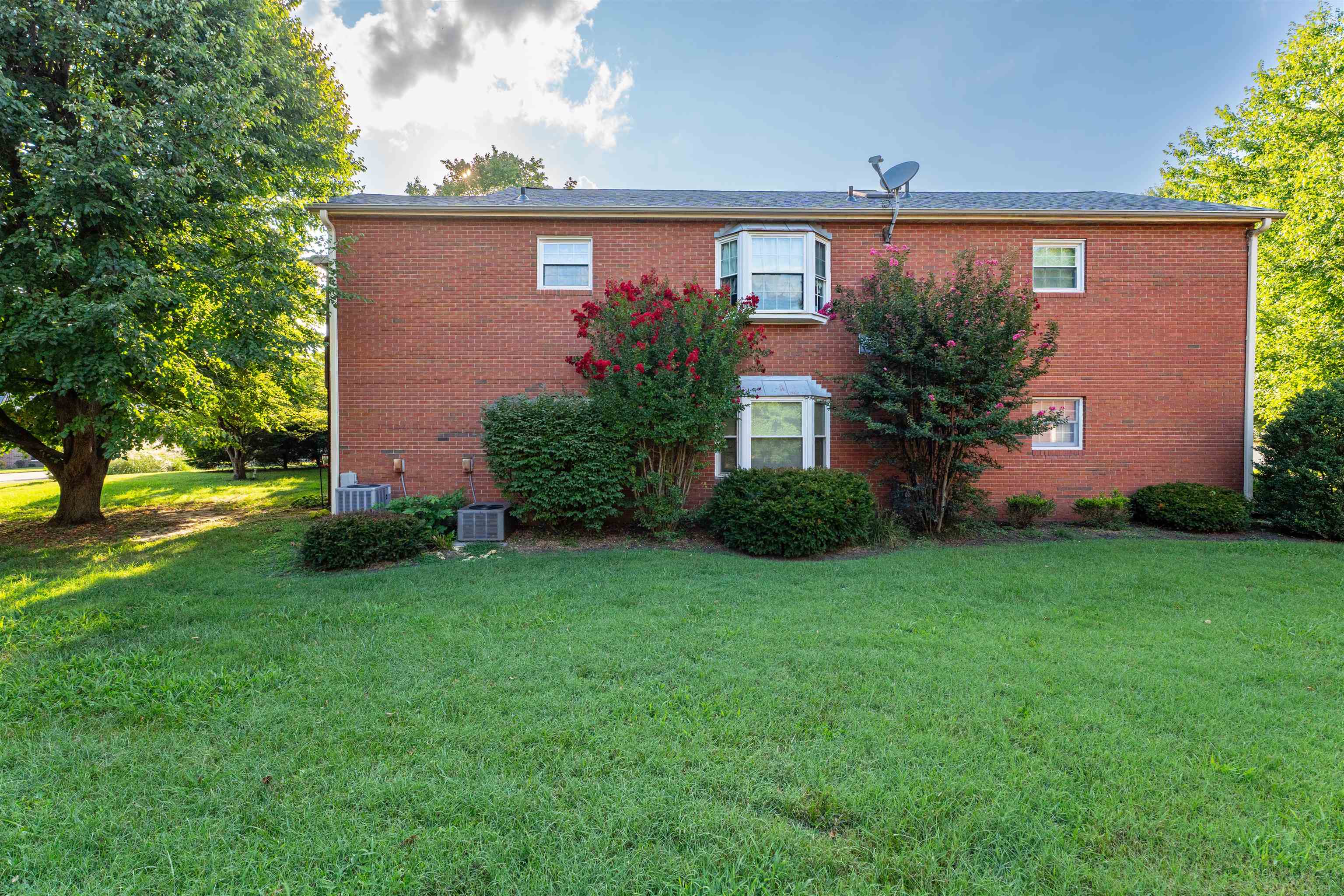 17 C Quail Ridge Ct., Owensboro, Kentucky 42303, 2 Bedrooms Bedrooms, ,2 BathroomsBathrooms,Condominium,For Sale,Quail Ridge Ct.,92767