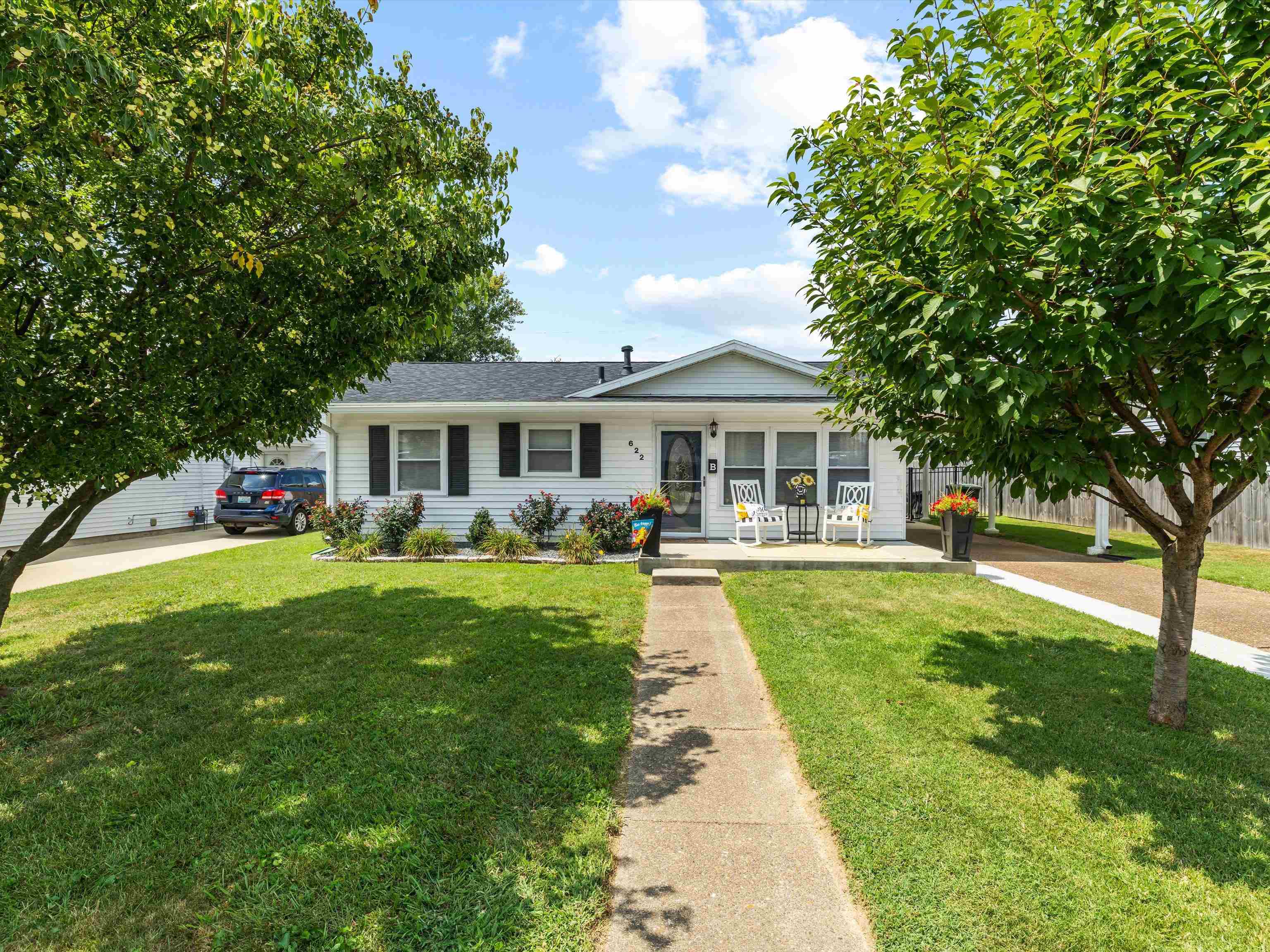 622 Ridgewood Street, Owensboro, Kentucky 42301, 3 Bedrooms Bedrooms, ,1 BathroomBathrooms,Single Family Residence,For Sale,Ridgewood Street,92769