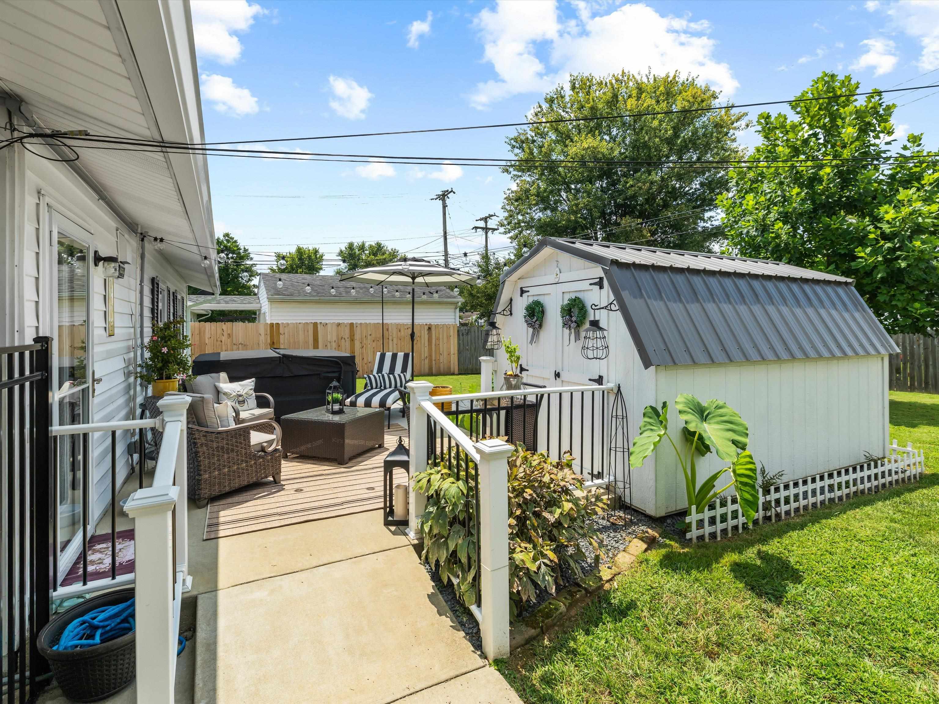 622 Ridgewood Street, Owensboro, Kentucky 42301, 3 Bedrooms Bedrooms, ,1 BathroomBathrooms,Single Family Residence,For Sale,Ridgewood Street,92769