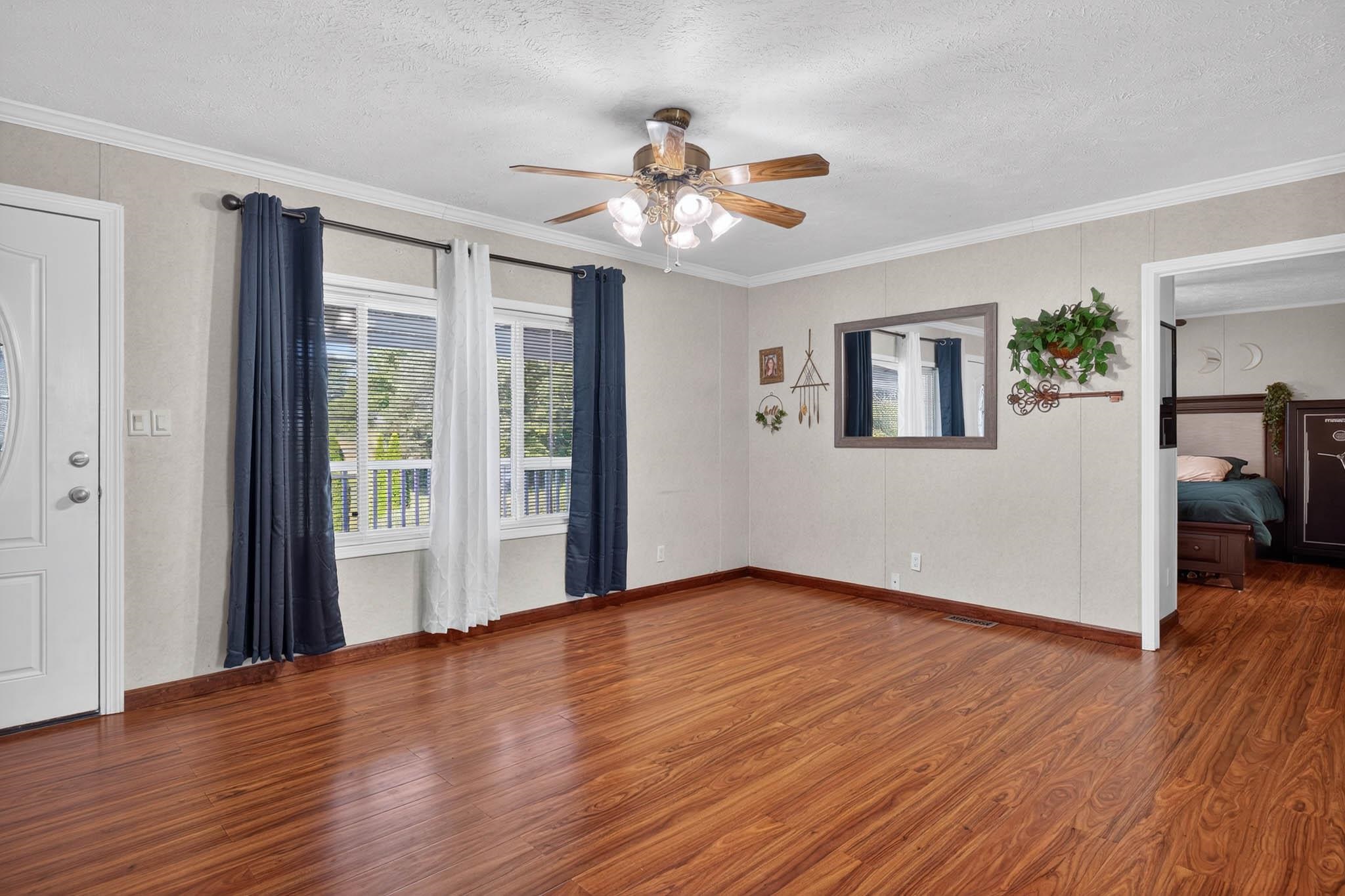 27 Hidden Valley Lane, Utica, Kentucky 42376, 3 Bedrooms Bedrooms, ,2 BathroomsBathrooms,Manufactured Home,For Sale,Hidden Valley Lane,92771