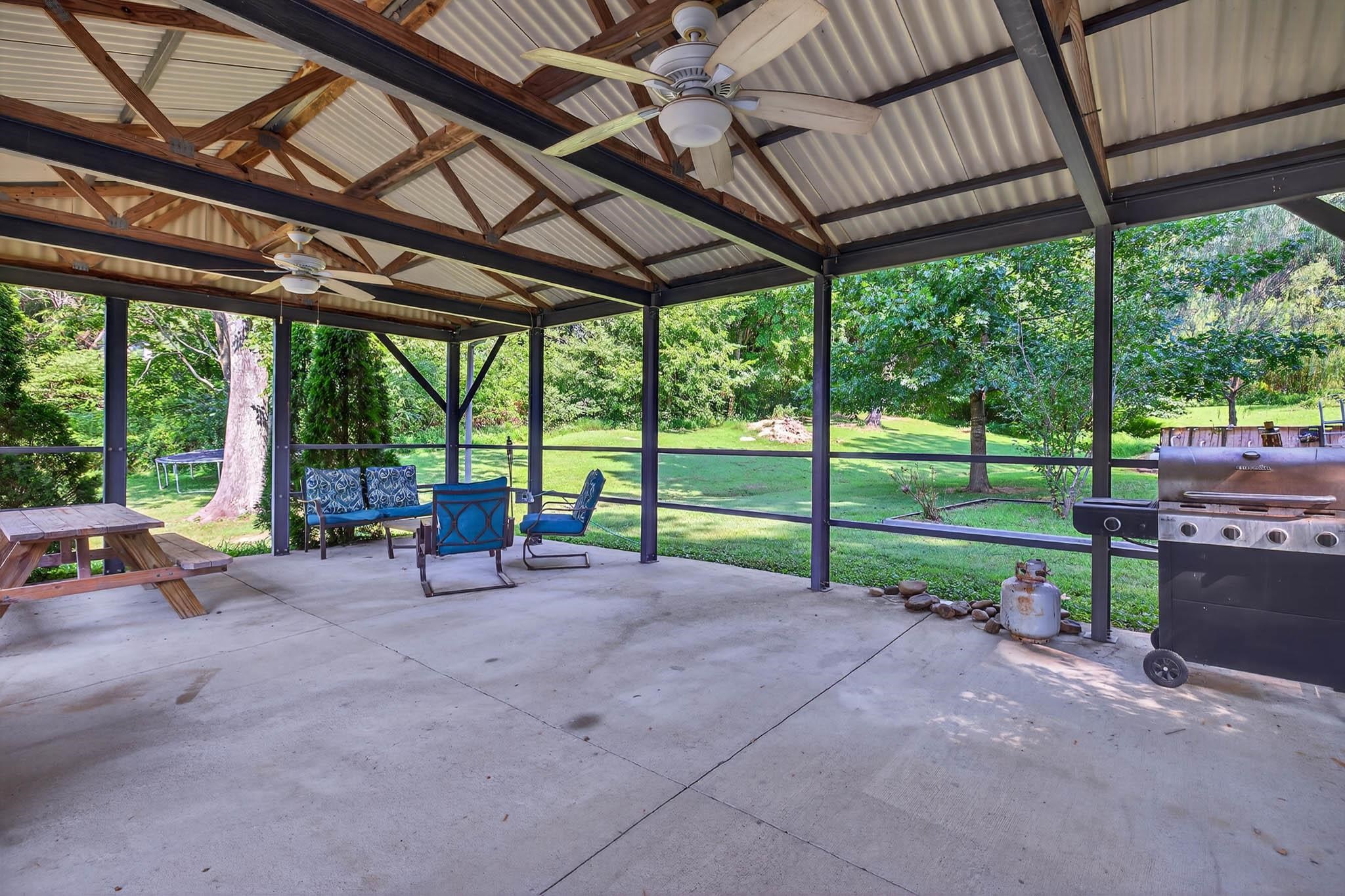 27 Hidden Valley Lane, Utica, Kentucky 42376, 3 Bedrooms Bedrooms, ,2 BathroomsBathrooms,Manufactured Home,For Sale,Hidden Valley Lane,92771