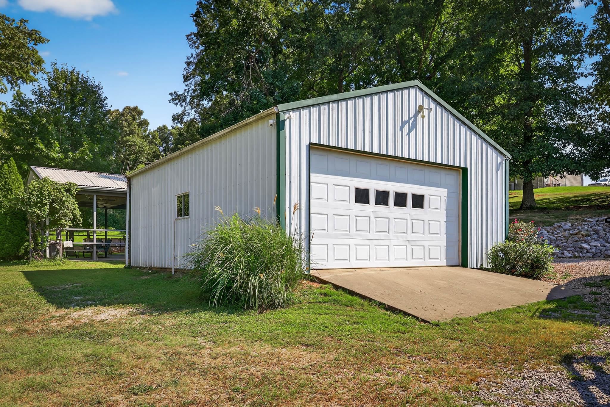 27 Hidden Valley Lane, Utica, Kentucky 42376, 3 Bedrooms Bedrooms, ,2 BathroomsBathrooms,Manufactured Home,For Sale,Hidden Valley Lane,92771