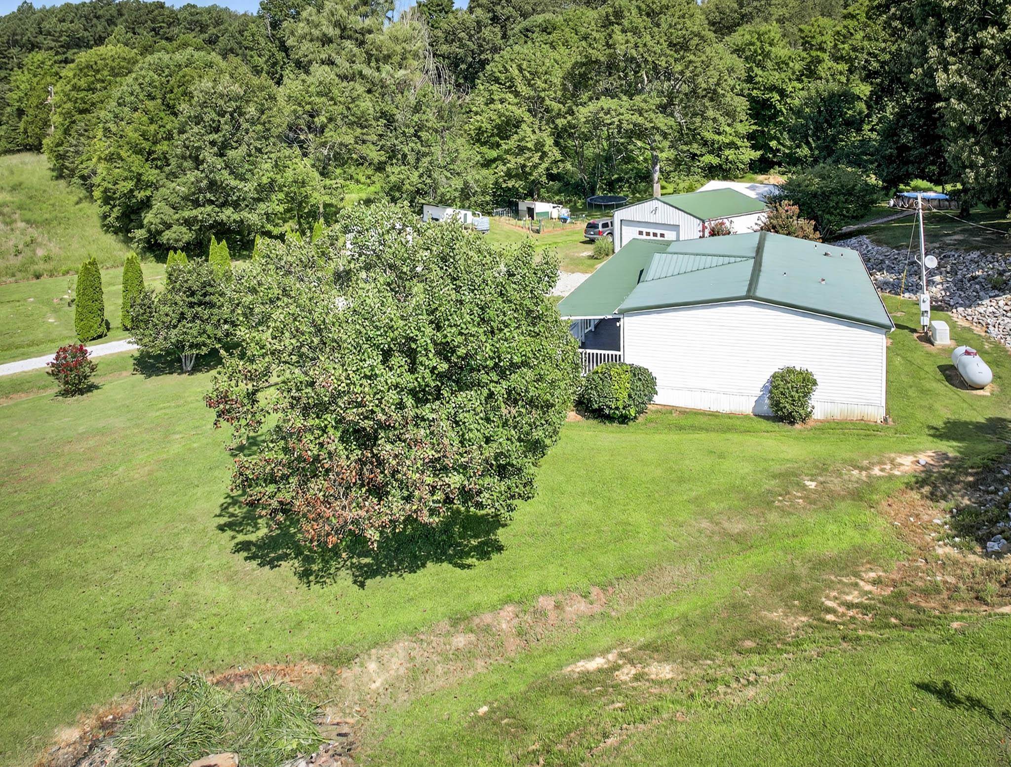 27 Hidden Valley Lane, Utica, Kentucky 42376, 3 Bedrooms Bedrooms, ,2 BathroomsBathrooms,Manufactured Home,For Sale,Hidden Valley Lane,92771