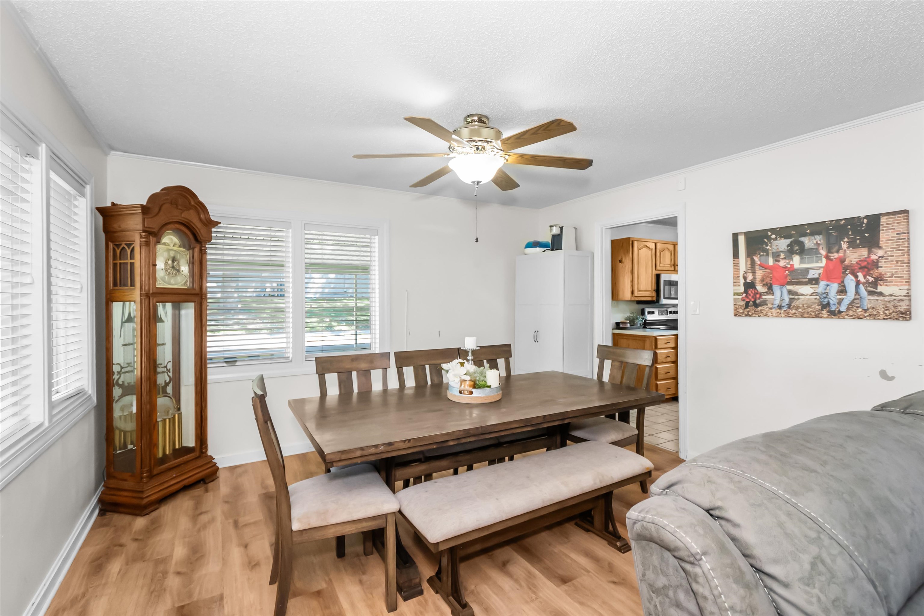 4550 Doe Run, Owensboro, Kentucky 42303, 5 Bedrooms Bedrooms, ,2 BathroomsBathrooms,Single Family Residence,For Sale,Doe Run,92773