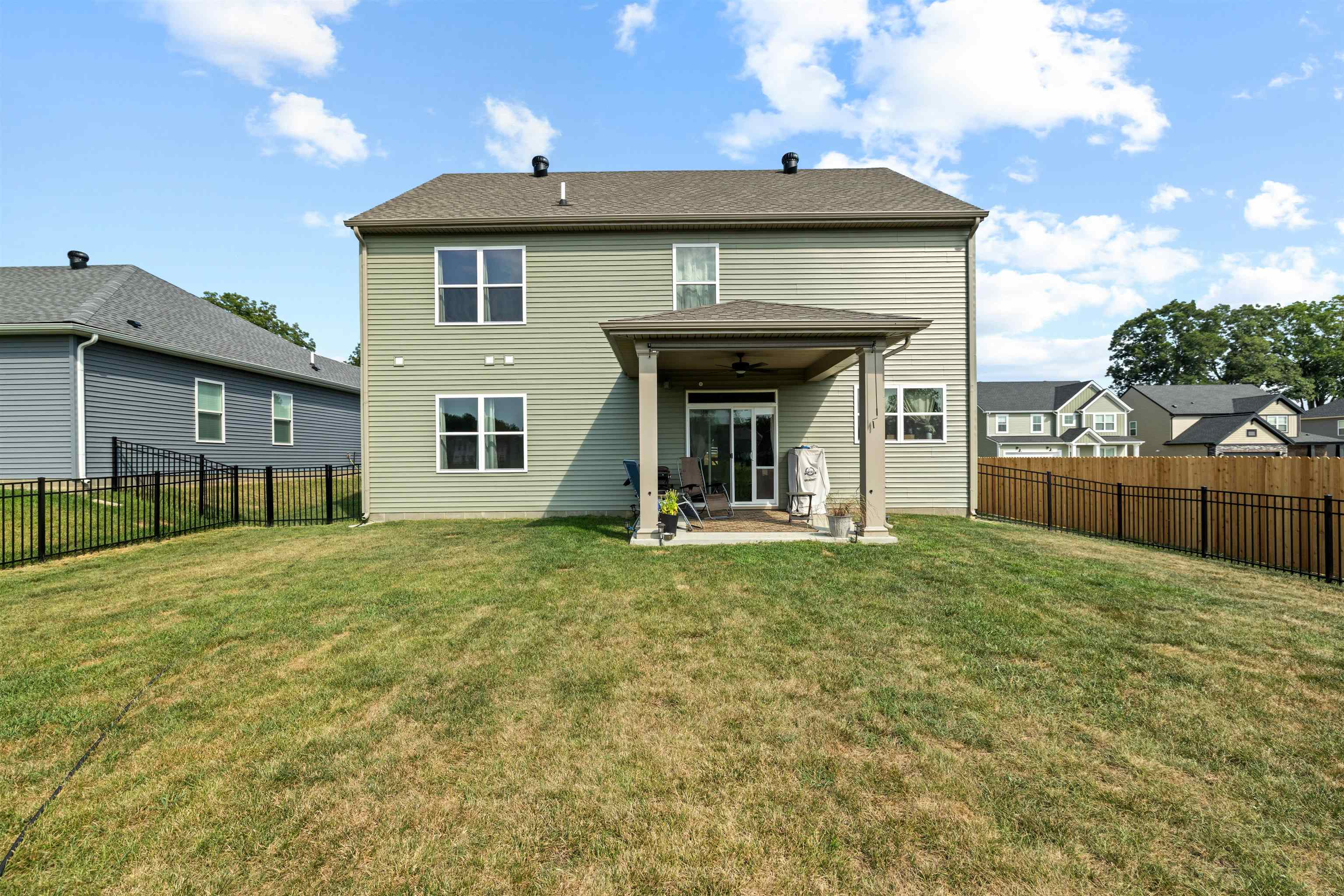 980 Onyx Lane, Owensboro, Kentucky 42301, 4 Bedrooms Bedrooms, ,2 BathroomsBathrooms,Single Family Residence,For Sale,Onyx Lane,92774