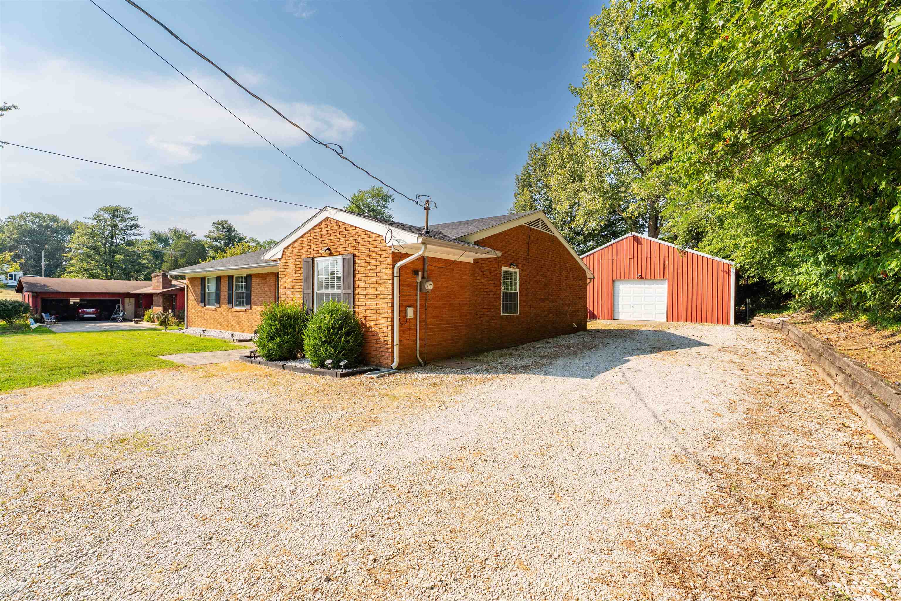 5739 Old HWY 54, Philpot, Kentucky 42303, 3 Bedrooms Bedrooms, ,1 BathroomBathrooms,Single Family Residence,For Sale,Old HWY 54,92776