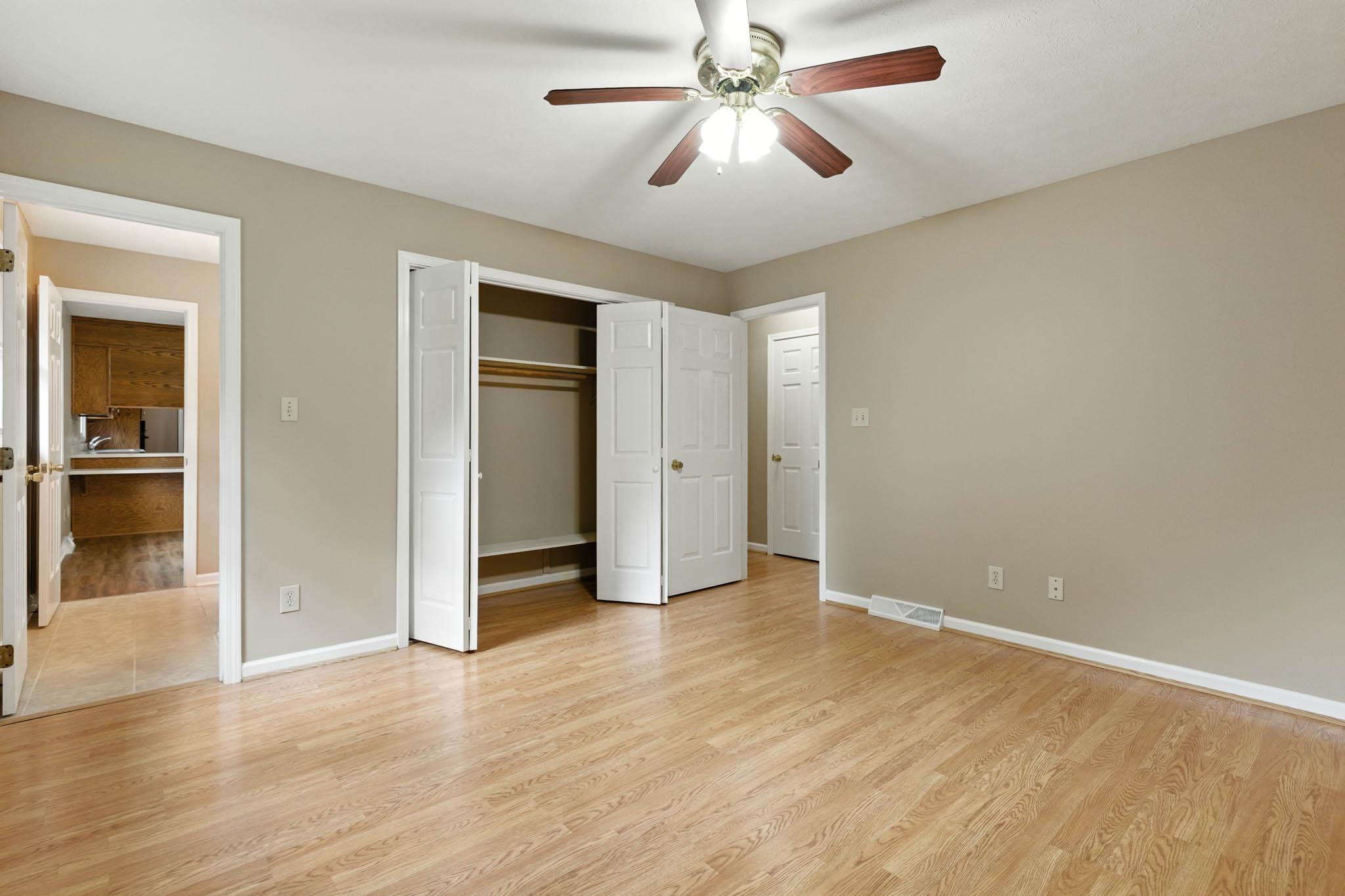 1302 Betty Jane St, Beaver Dam, Kentucky 42320, 4 Bedrooms Bedrooms, ,2 BathroomsBathrooms,Single Family Residence,For Sale,Betty Jane St,92777