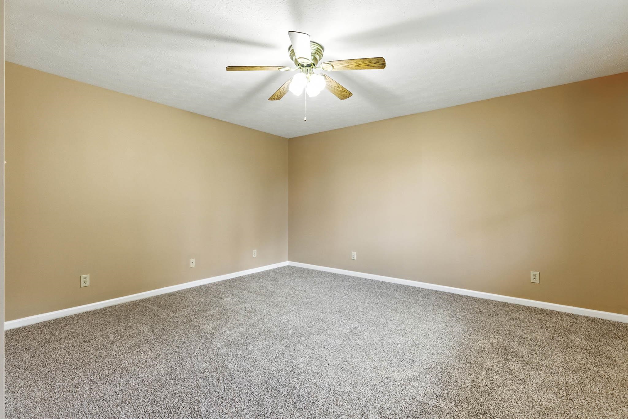 1302 Betty Jane St, Beaver Dam, Kentucky 42320, 4 Bedrooms Bedrooms, ,2 BathroomsBathrooms,Single Family Residence,For Sale,Betty Jane St,92777