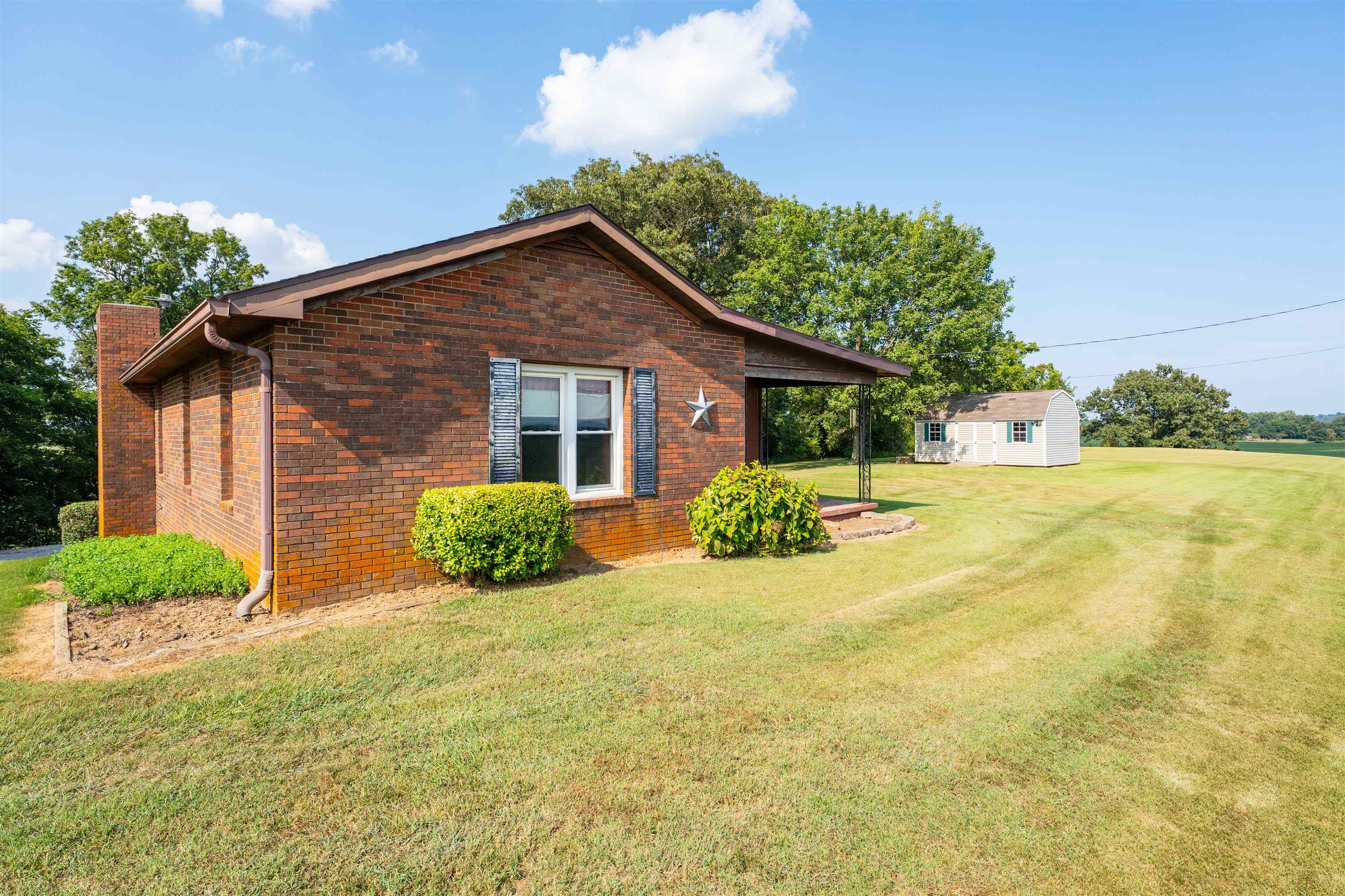 2142 KY 1792, Calhoun, Kentucky 42327, 3 Bedrooms Bedrooms, ,2 BathroomsBathrooms,Single Family Residence,For Sale,KY 1792,92779
