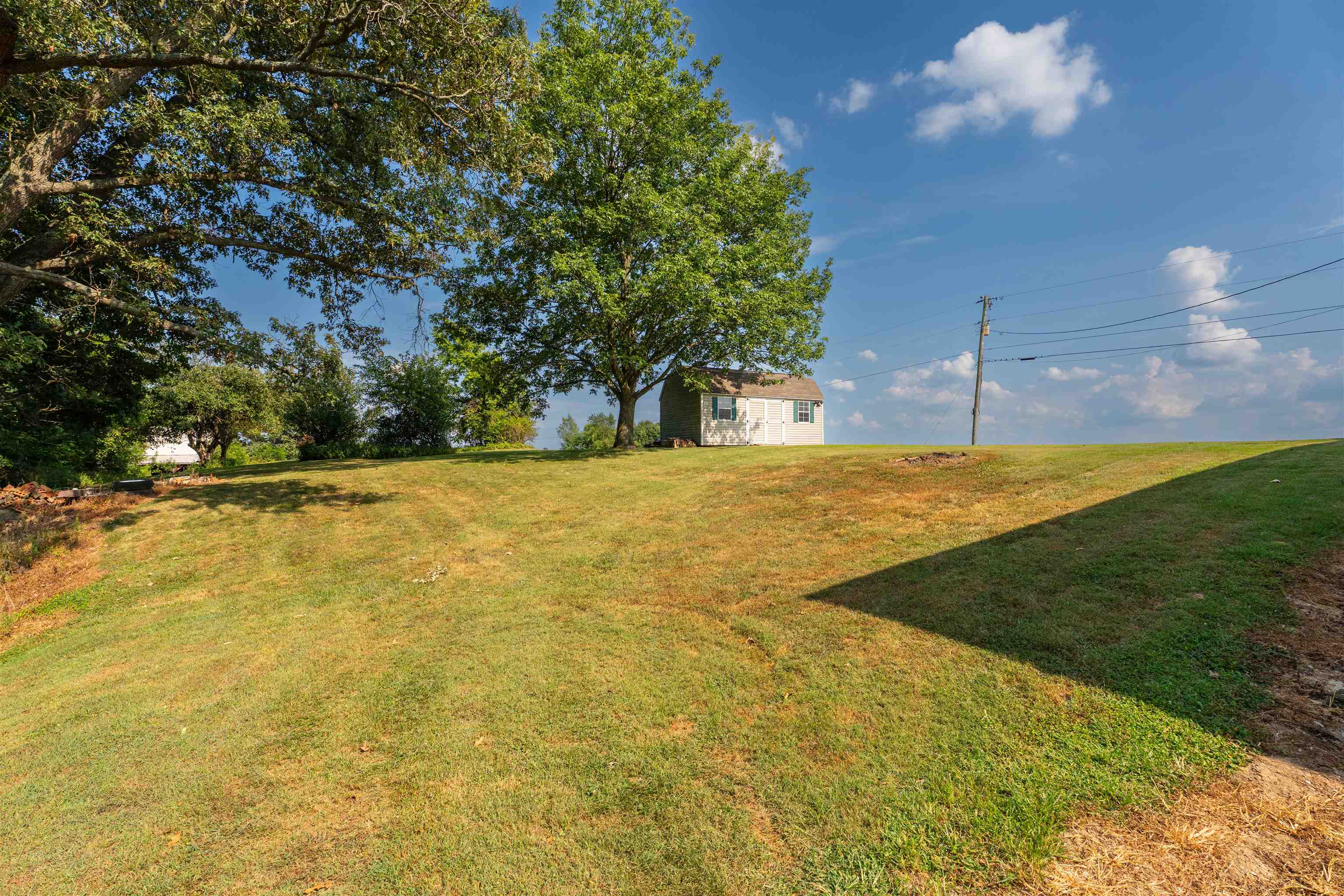 2142 KY 1792, Calhoun, Kentucky 42327, 3 Bedrooms Bedrooms, ,2 BathroomsBathrooms,Single Family Residence,For Sale,KY 1792,92779