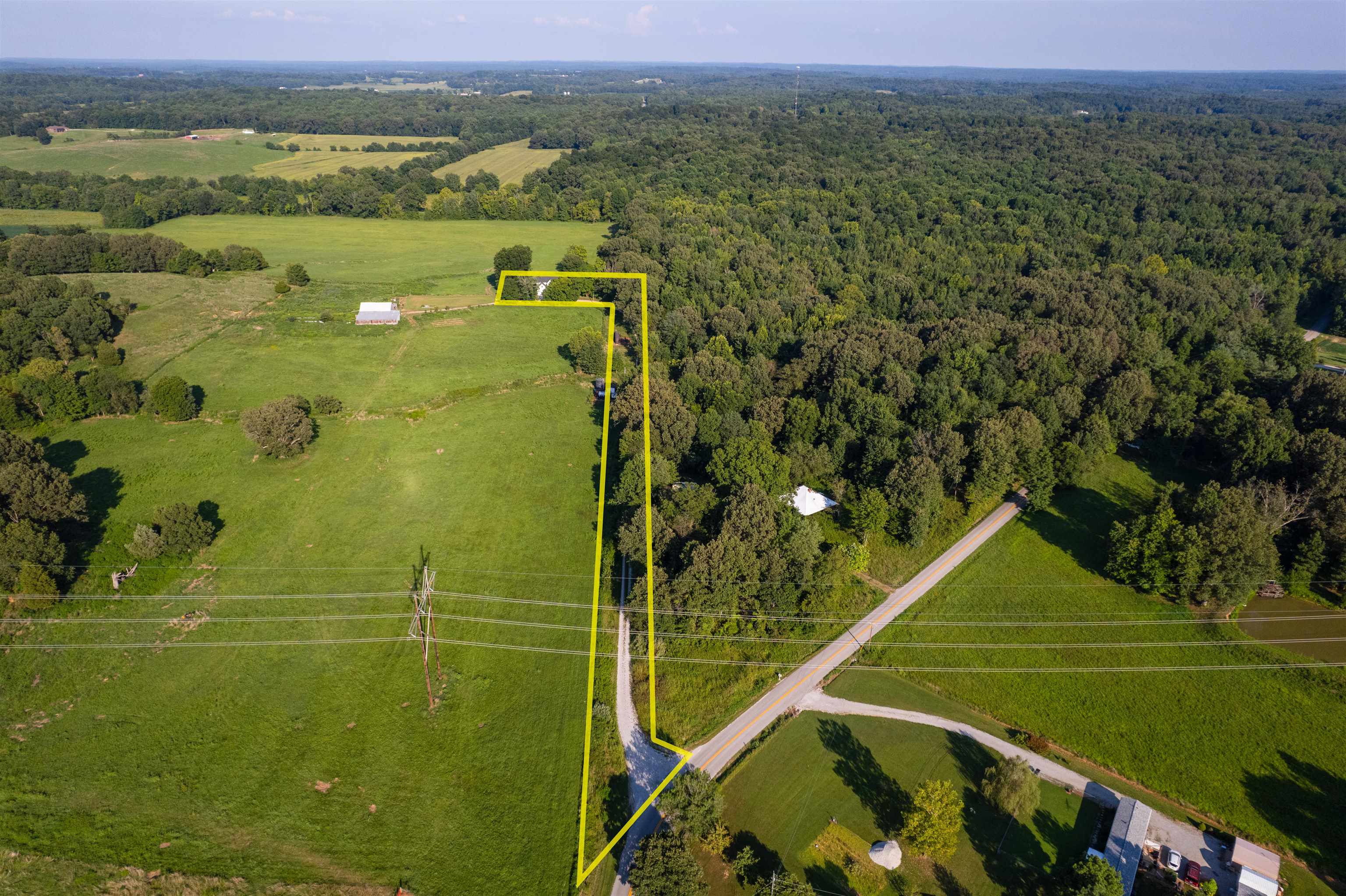Boundaries shown are approximate.