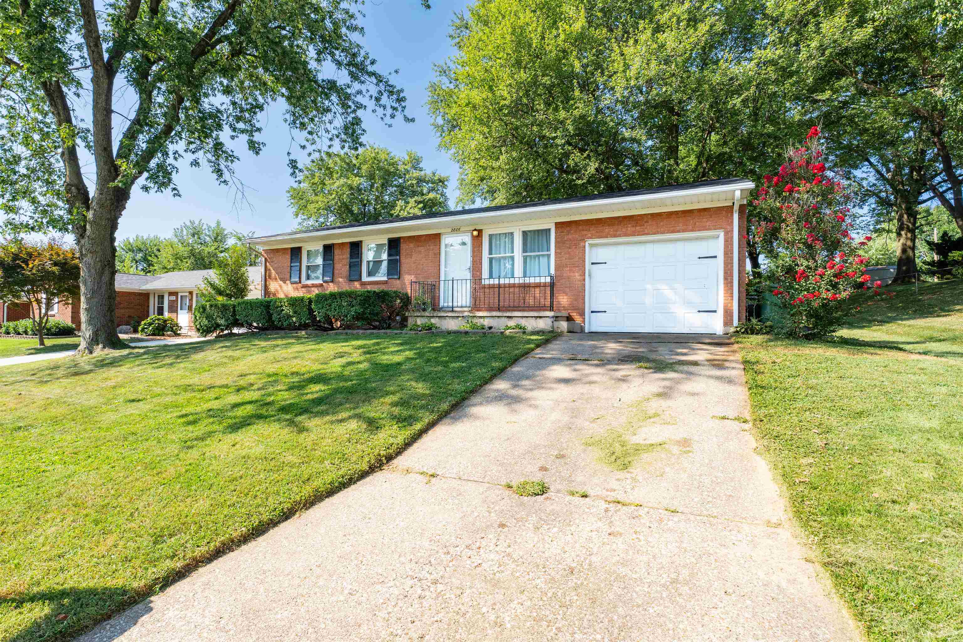 2806 Redford Dr, Owensboro, Kentucky 42303, 3 Bedrooms Bedrooms, ,1 BathroomBathrooms,Single Family Residence,For Sale,Redford Dr,92783
