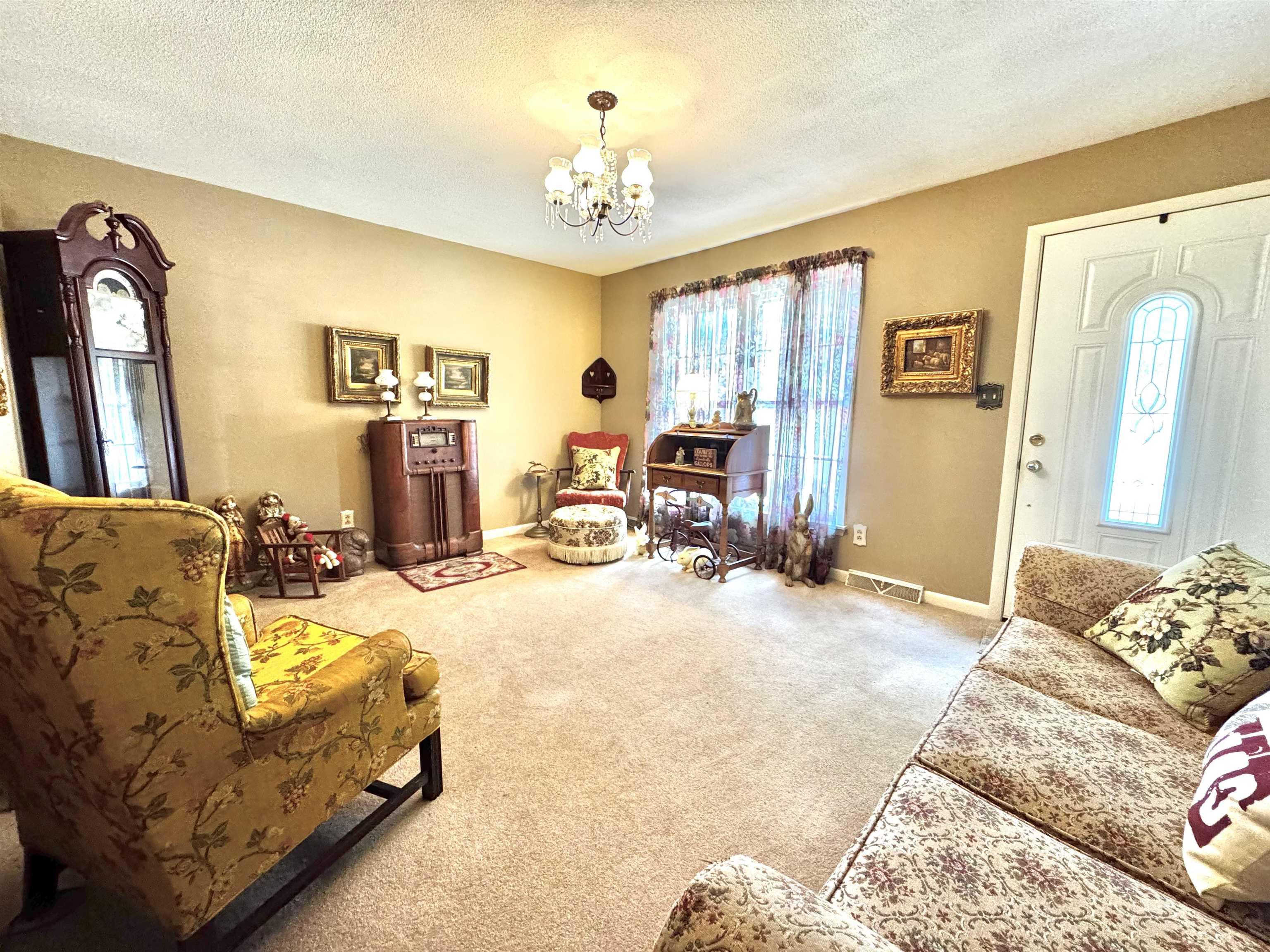 1512 Tamarack Rd, Owensboro, Kentucky 42301, 3 Bedrooms Bedrooms, ,1 BathroomBathrooms,Single Family Residence,For Sale,Tamarack Rd,92784