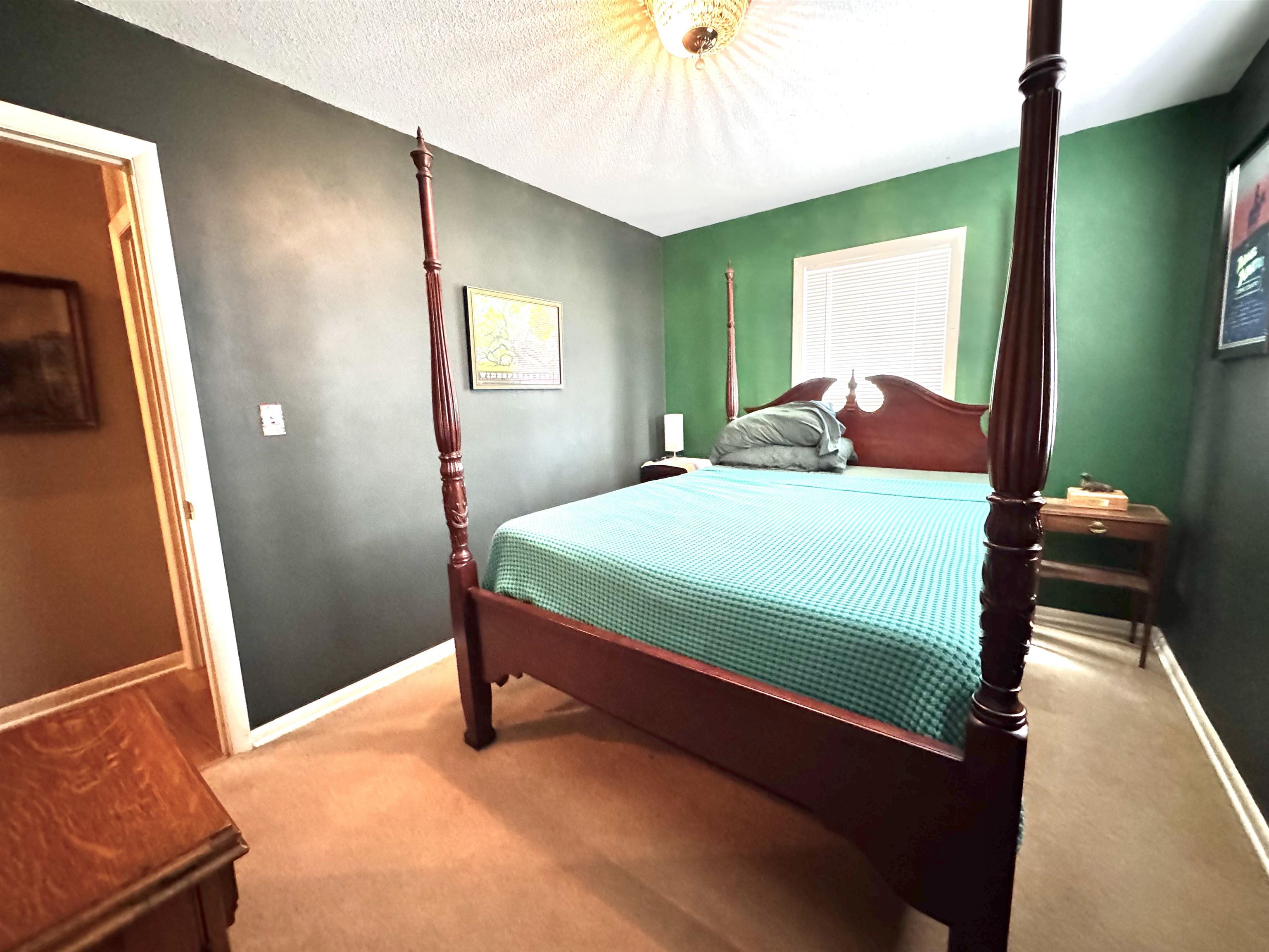 1512 Tamarack Rd, Owensboro, Kentucky 42301, 3 Bedrooms Bedrooms, ,1 BathroomBathrooms,Single Family Residence,For Sale,Tamarack Rd,92784