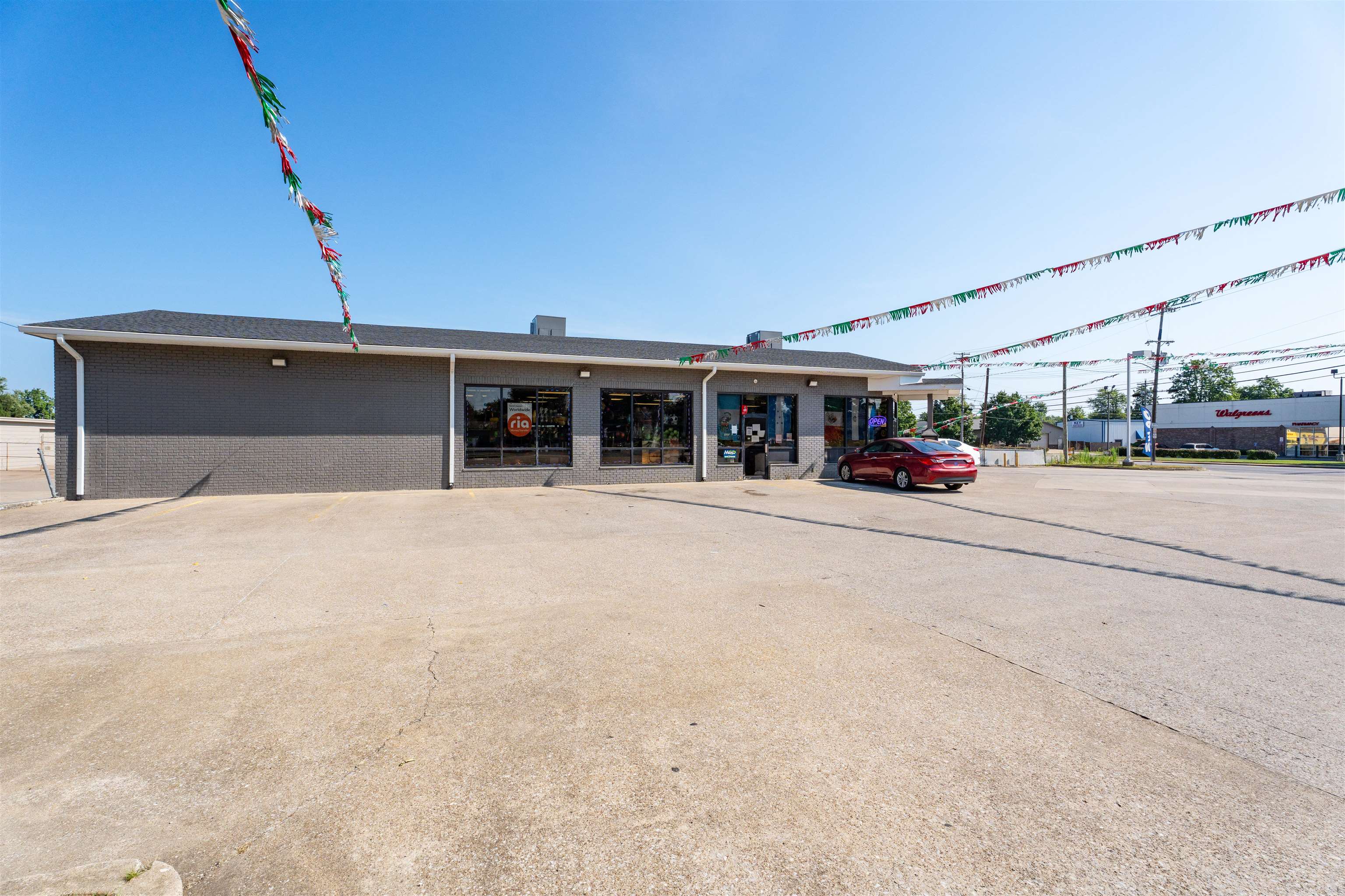 2101 Parrish Ave, Owensboro, Kentucky 42301, ,Retail,For Sale,Parrish Ave,92785