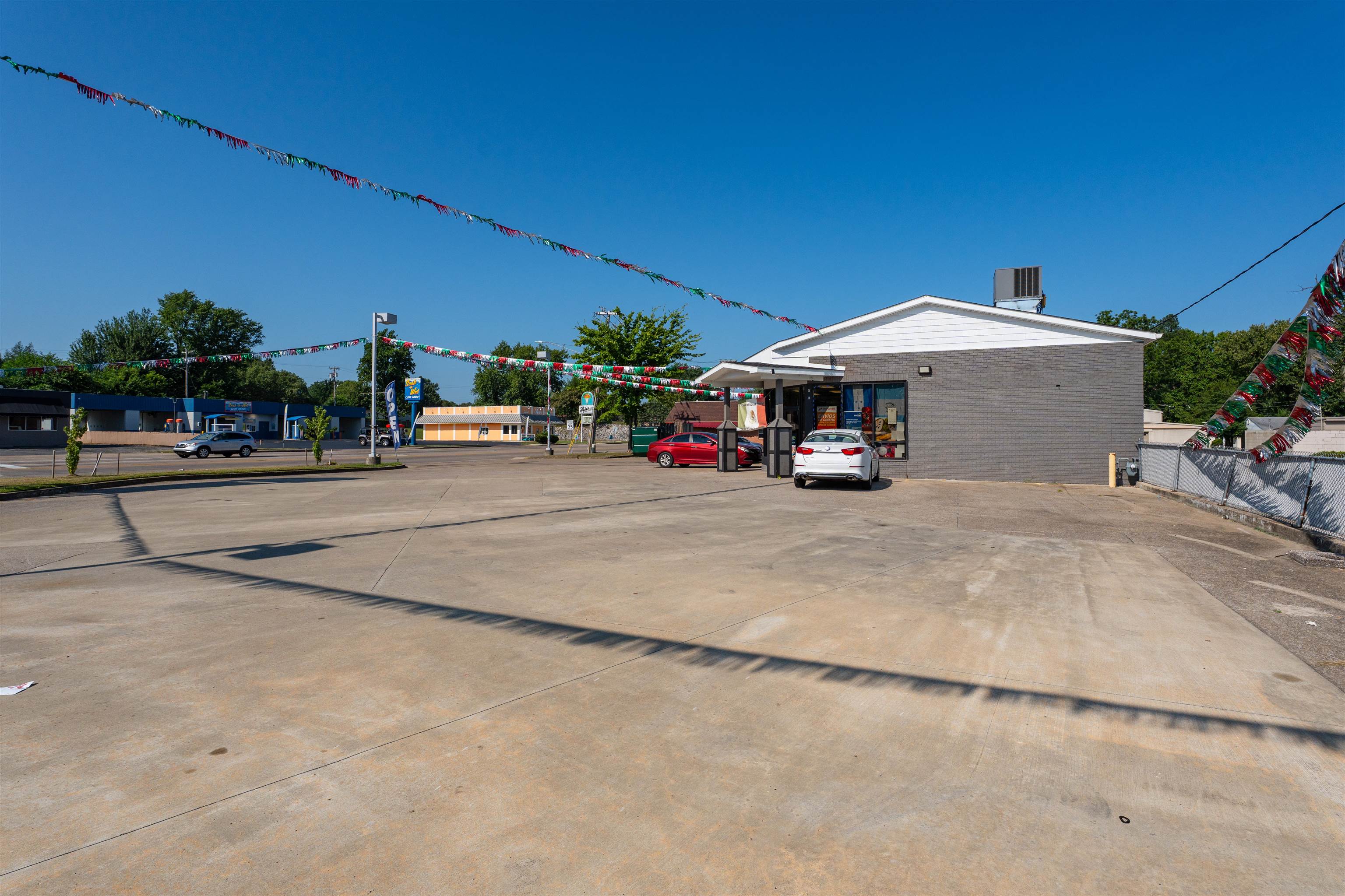 2101 Parrish Ave, Owensboro, Kentucky 42301, ,Retail,For Sale,Parrish Ave,92785