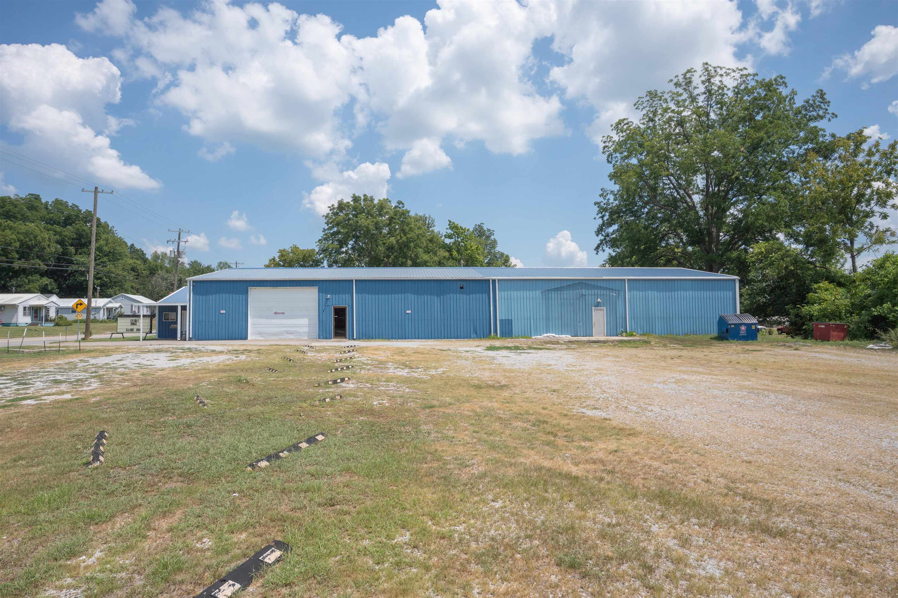 509 7th, Livermore, Kentucky 42352, ,Business,For Sale,7th,92786