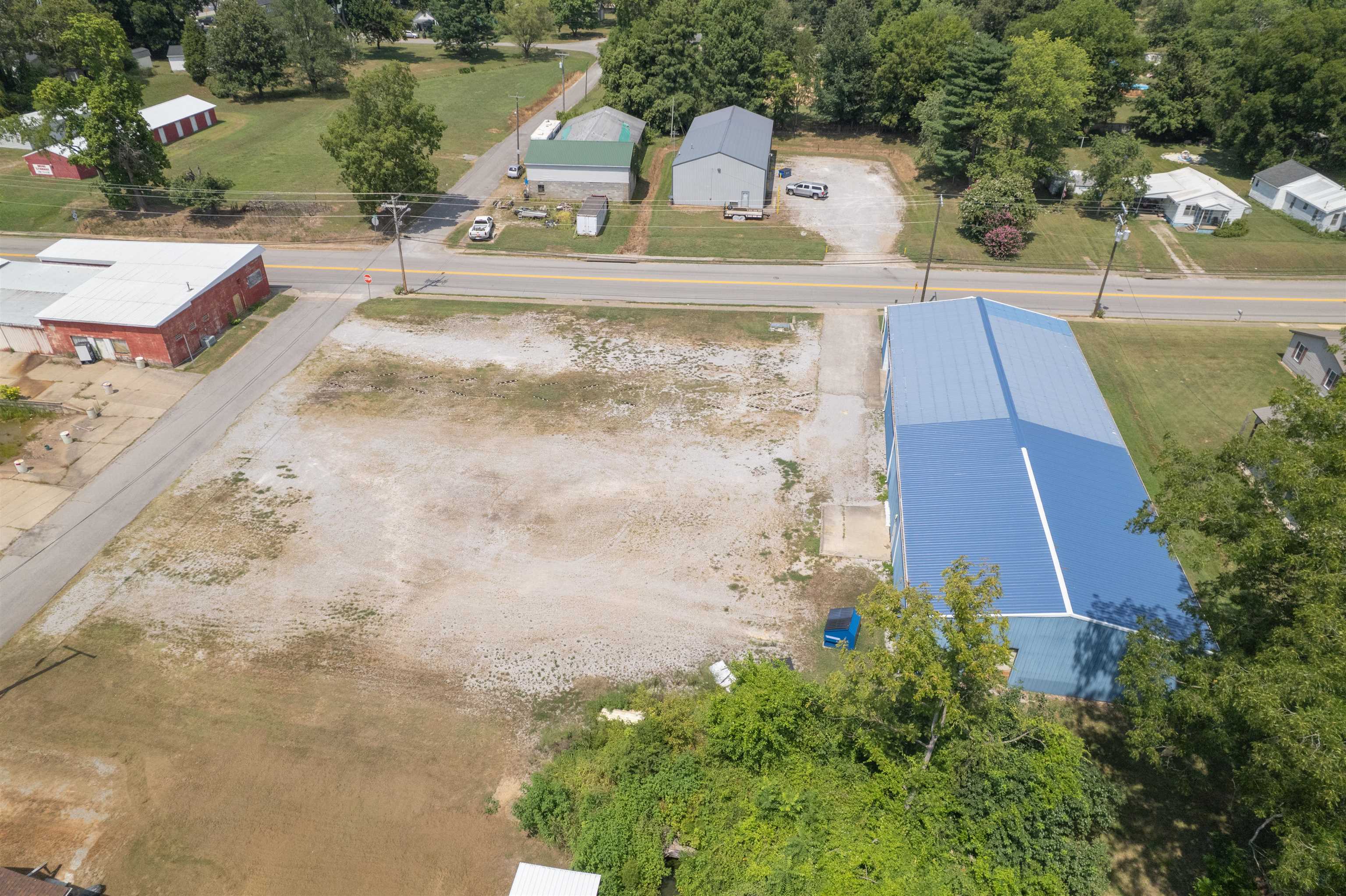 509 7th, Livermore, Kentucky 42352, ,Business,For Sale,7th,92786