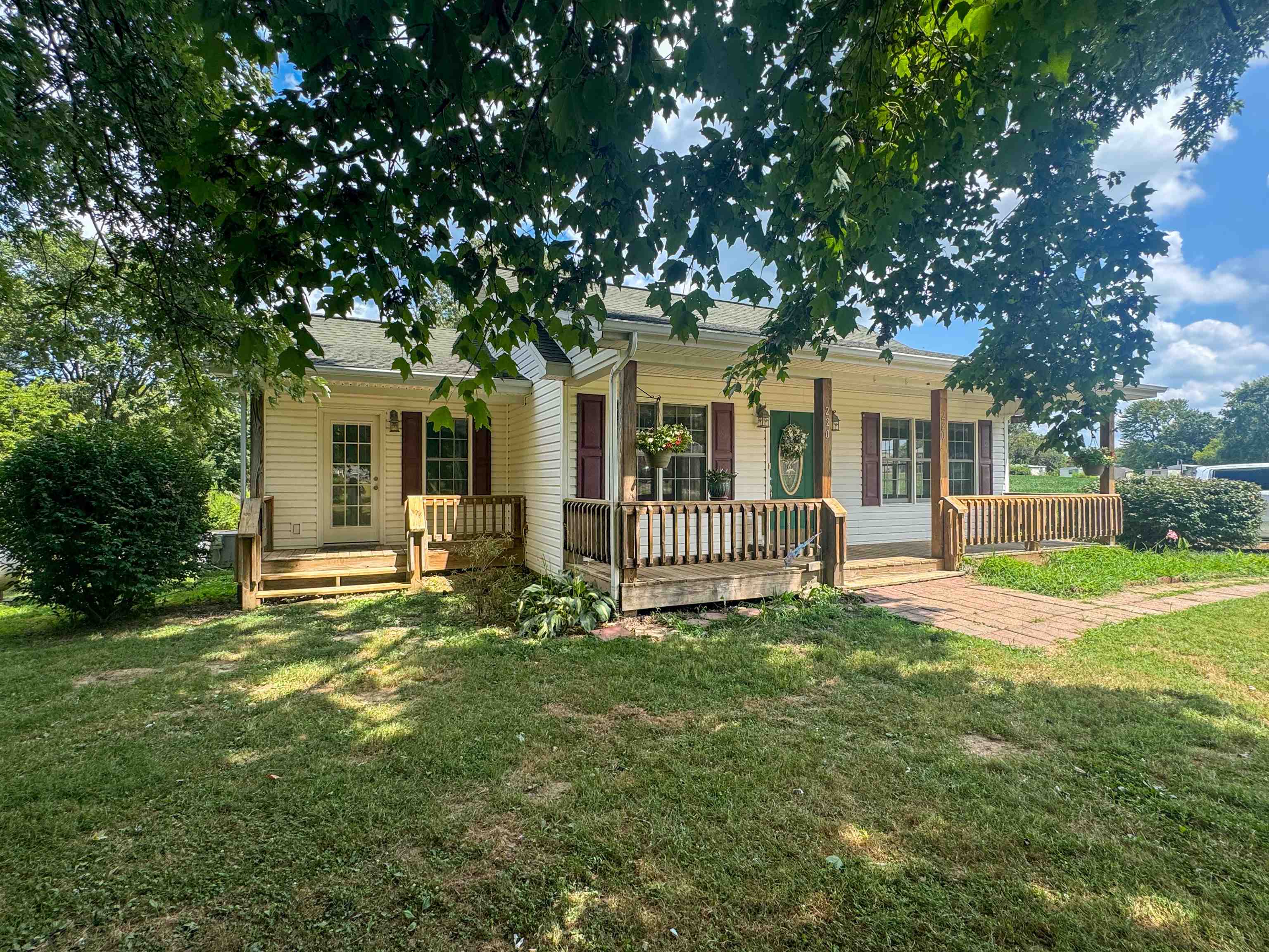 220 Post Office Ln, Centertown, Kentucky 42328, 2 Bedrooms Bedrooms, ,1 BathroomBathrooms,Single Family Residence,For Sale,Post Office Ln,92788
