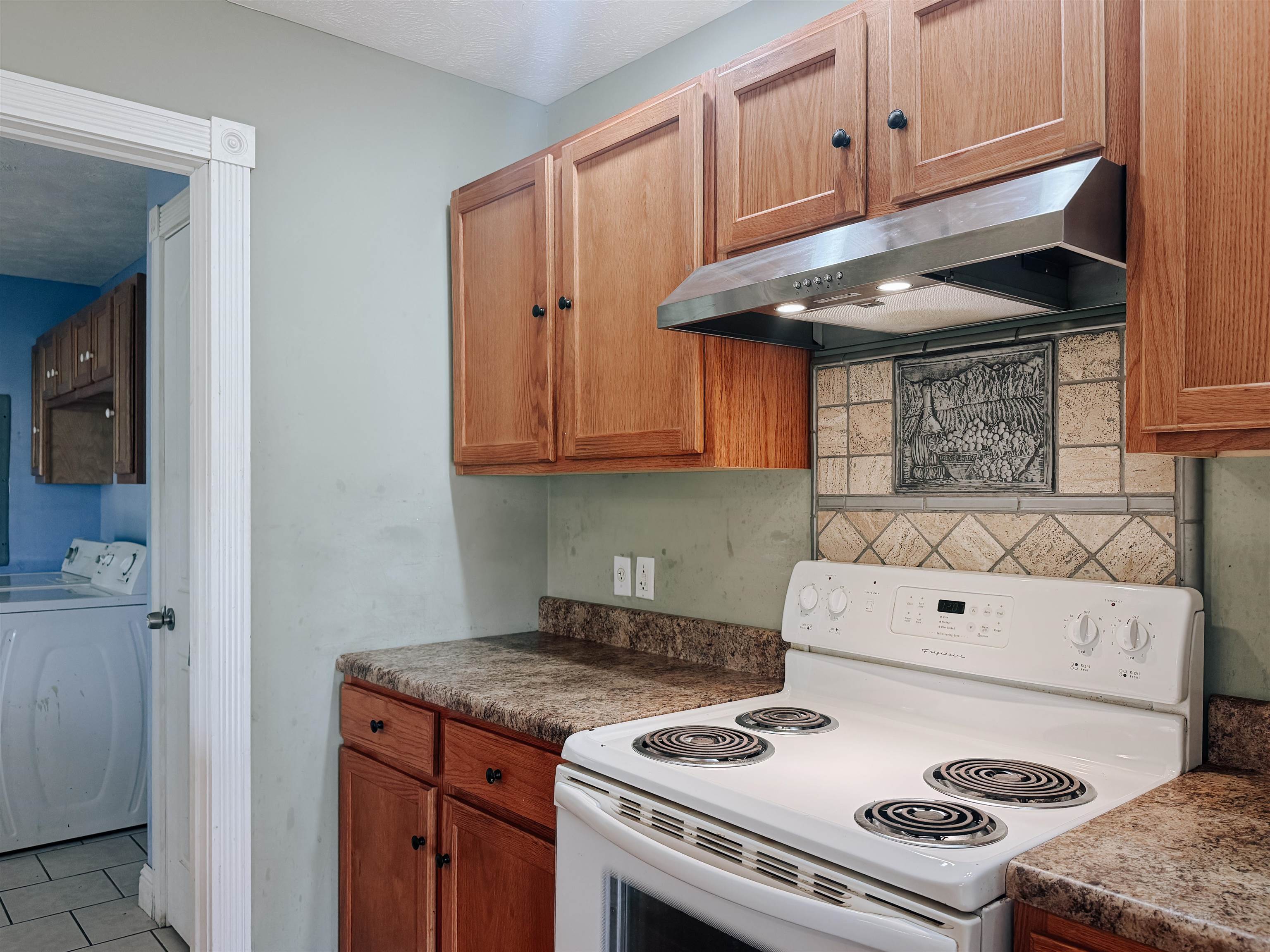 220 Post Office Ln, Centertown, Kentucky 42328, 2 Bedrooms Bedrooms, ,1 BathroomBathrooms,Single Family Residence,For Sale,Post Office Ln,92788