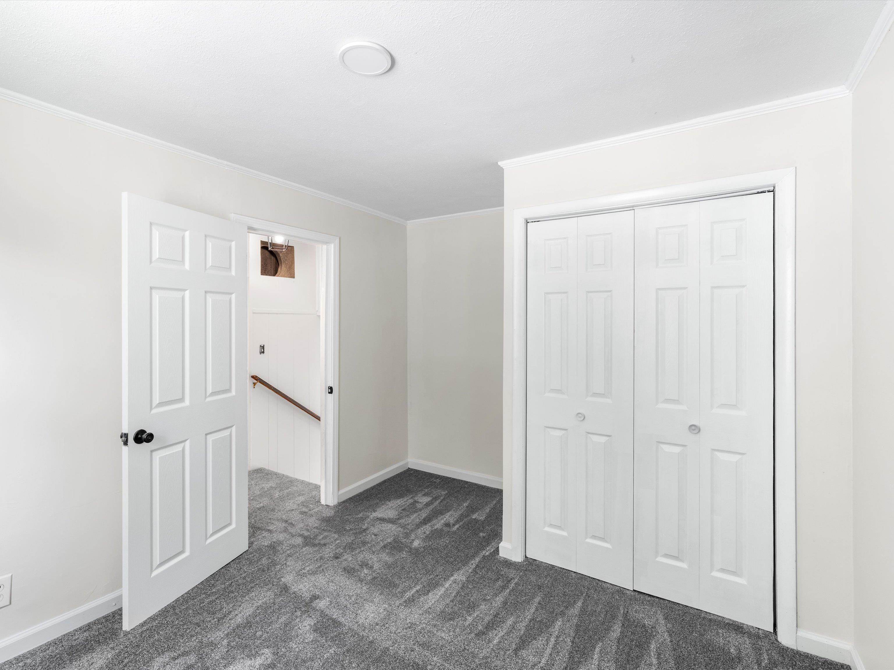 3011 Elmwood Dr, Henderson, Kentucky 42420, 2 Bedrooms Bedrooms, ,1 BathroomBathrooms,Single Family Residence,For Sale,Elmwood Dr,92793