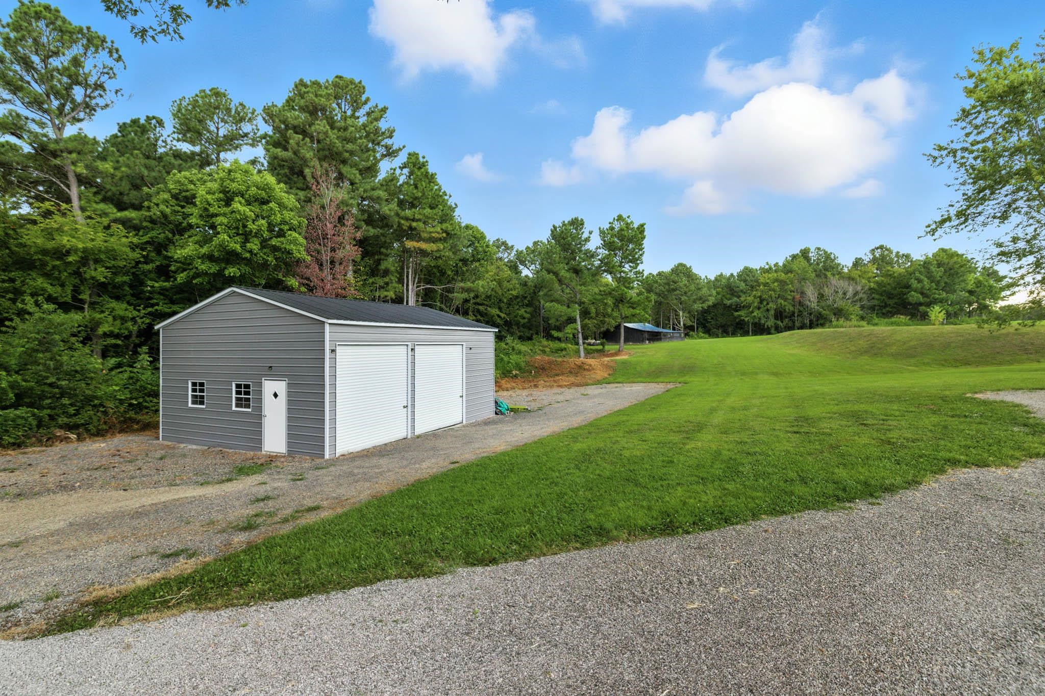 3189 Love Lee Road, Morgantown, Kentucky 42261, 3 Bedrooms Bedrooms, ,2 BathroomsBathrooms,Single Family Residence,For Sale,Love Lee Road,92794