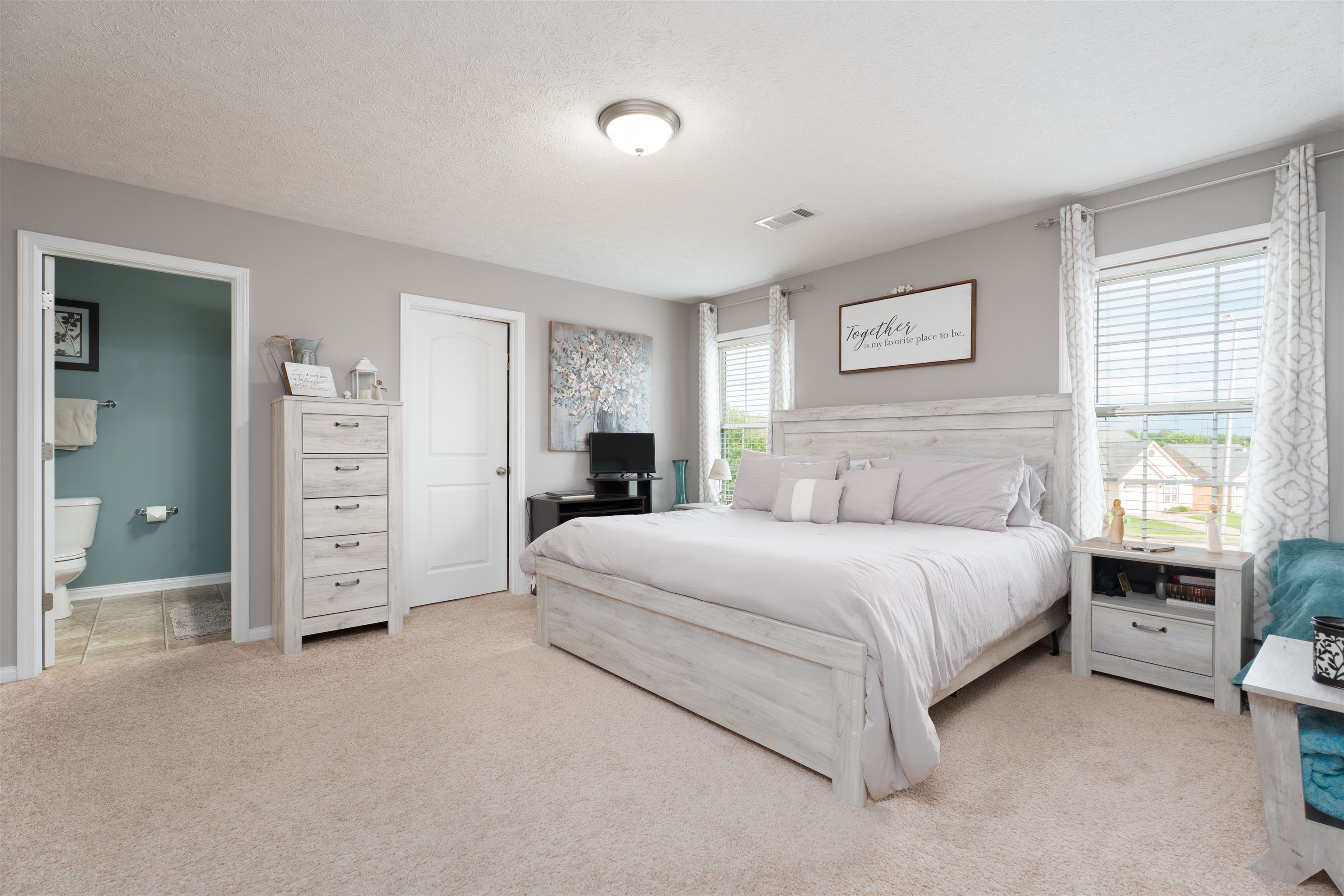 2957 Summer Point Court, Owensboro, Kentucky 42303, 5 Bedrooms Bedrooms, ,2 BathroomsBathrooms,Single Family Residence,For Sale,Summer Point Court,92795