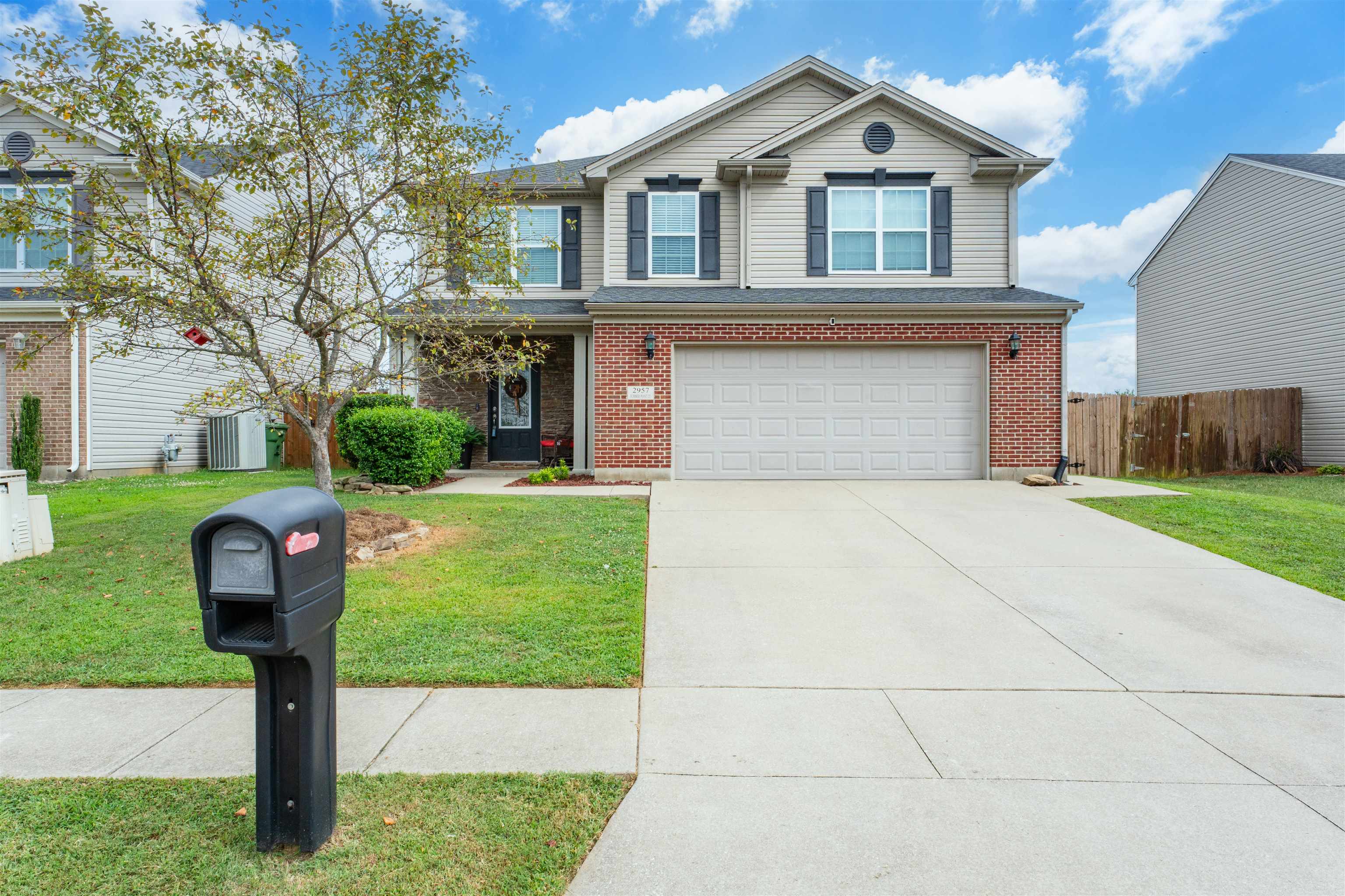 2957 Summer Point Court, Owensboro, Kentucky 42303, 5 Bedrooms Bedrooms, ,2 BathroomsBathrooms,Single Family Residence,For Sale,Summer Point Court,92795